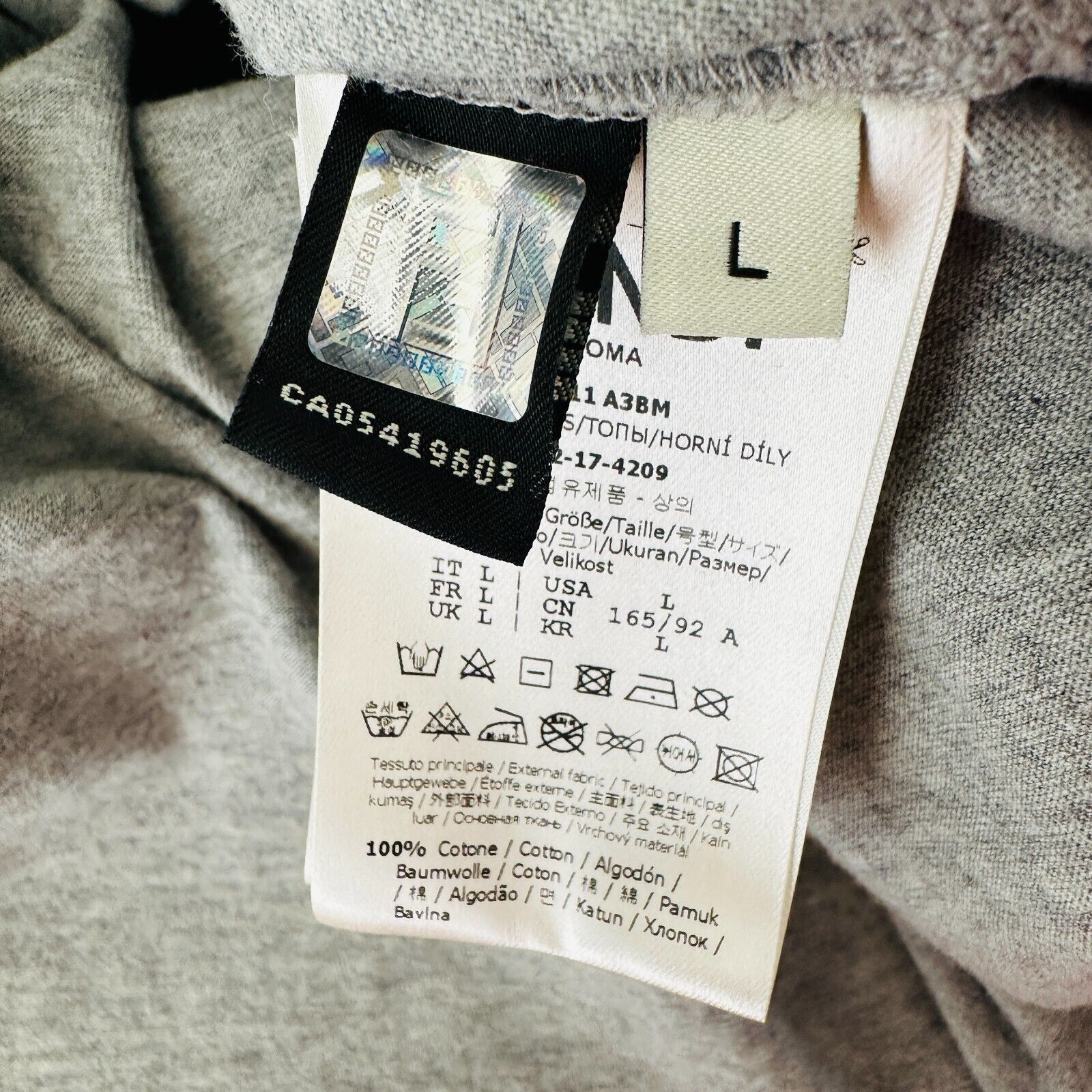 Fendi Fendi Gray Appia Antica Blvd Fendi Roma Tee Bead Sequin L Size L / US 10 / IT 46 - 12 Thumbnail