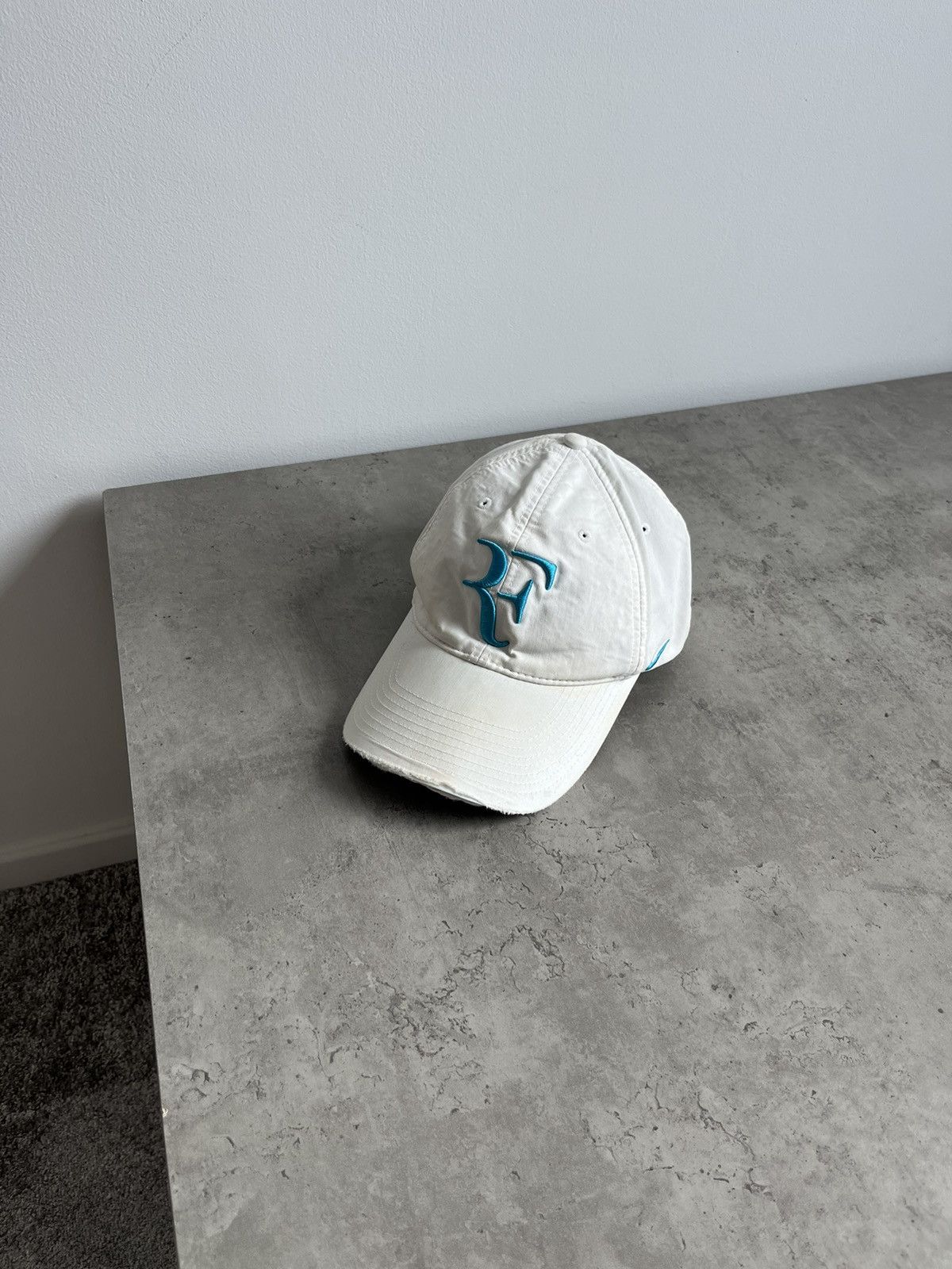 Vintage Vintage Distressed Nike Federer Cap Size ONE SIZE - 1 Thumbnail