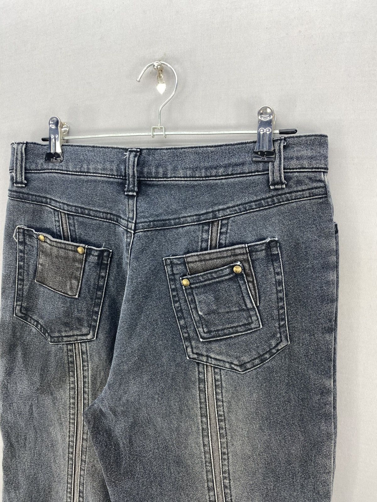 Le Grande Bleu (L.G.B.) Vintage Y2K Fullheart Multi-Seam Flare Jeans Size 28" / US 6 / IT 42 - 6 Thumbnail