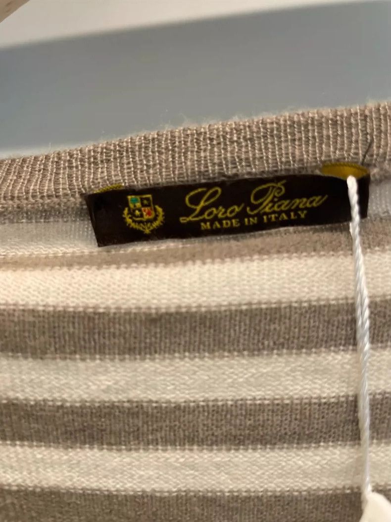 Loro Piana LORO PIANA Gray beige white horizontal striped V-neck cash Size S / US 4 / IT 40 - 3 Thumbnail