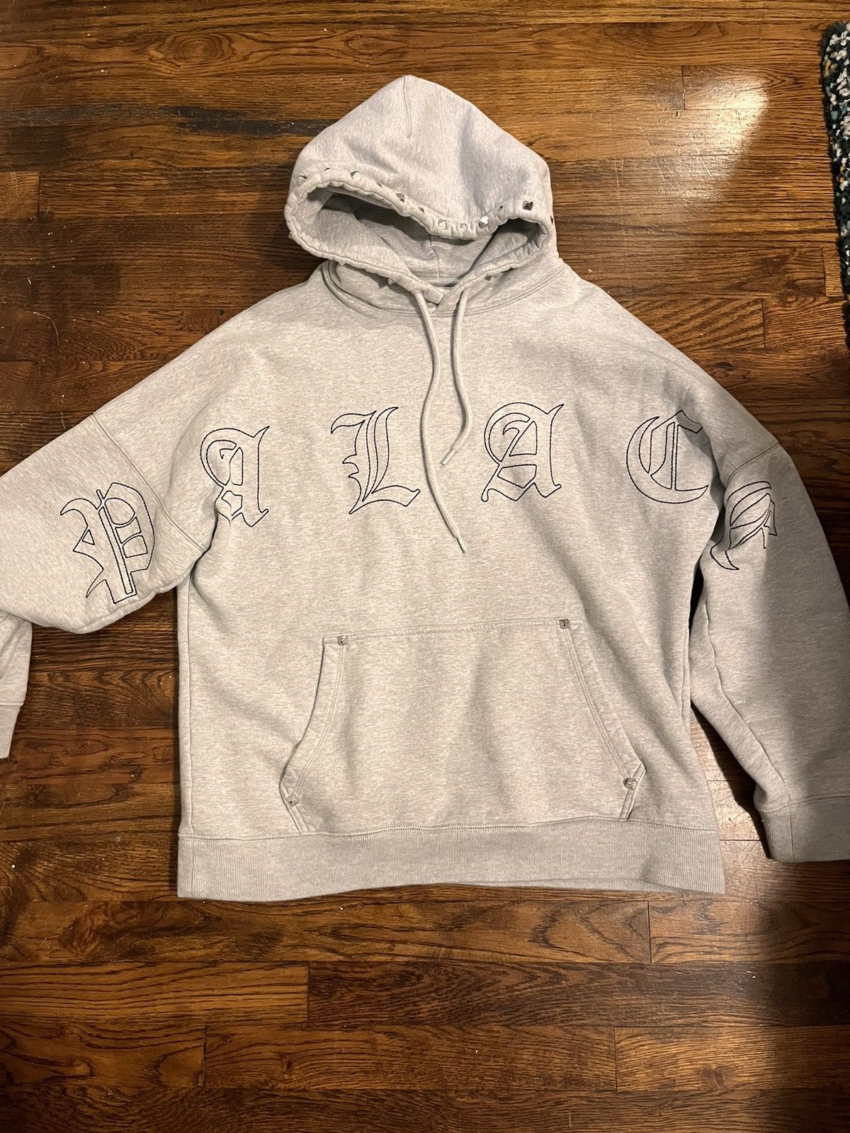 Palace Palace Stud Hood | Grailed