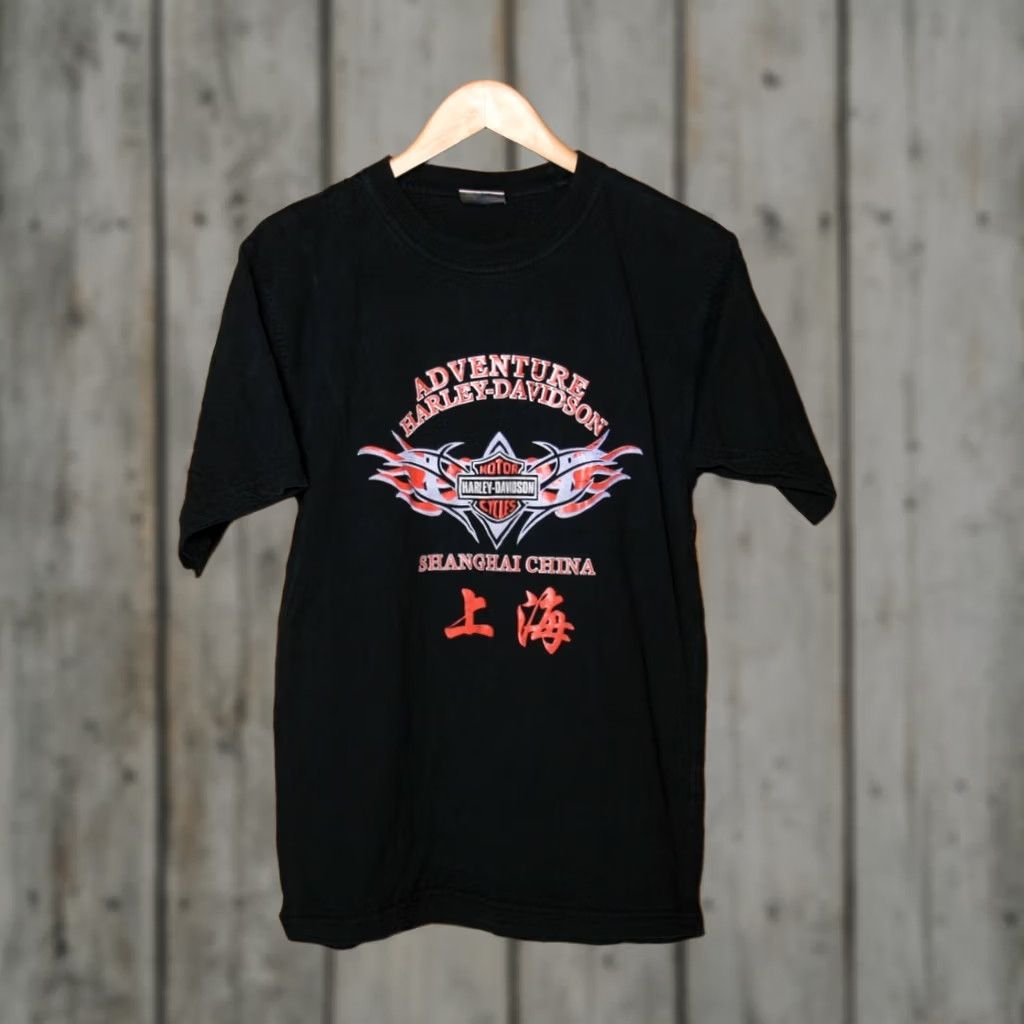 Harley Davidson VINTAGE Blue Whale Harley Davidson Shanghai China T-Shirt Sz. M Shirt Mens Black Crew Neck Short Sleeve Size M Cotton Adventure Size US M / EU 48-50 / 2 - 1 Thumbnail