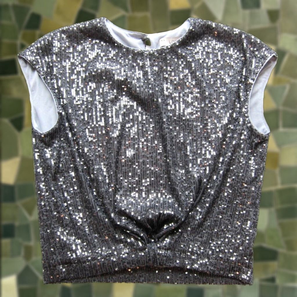 Loft NWT Ann Taylor Loft Silver Grey Sequin Stretch Cap Sleeve Crop Blouse SP Size S / US 4 / IT 40 - 1 Thumbnail