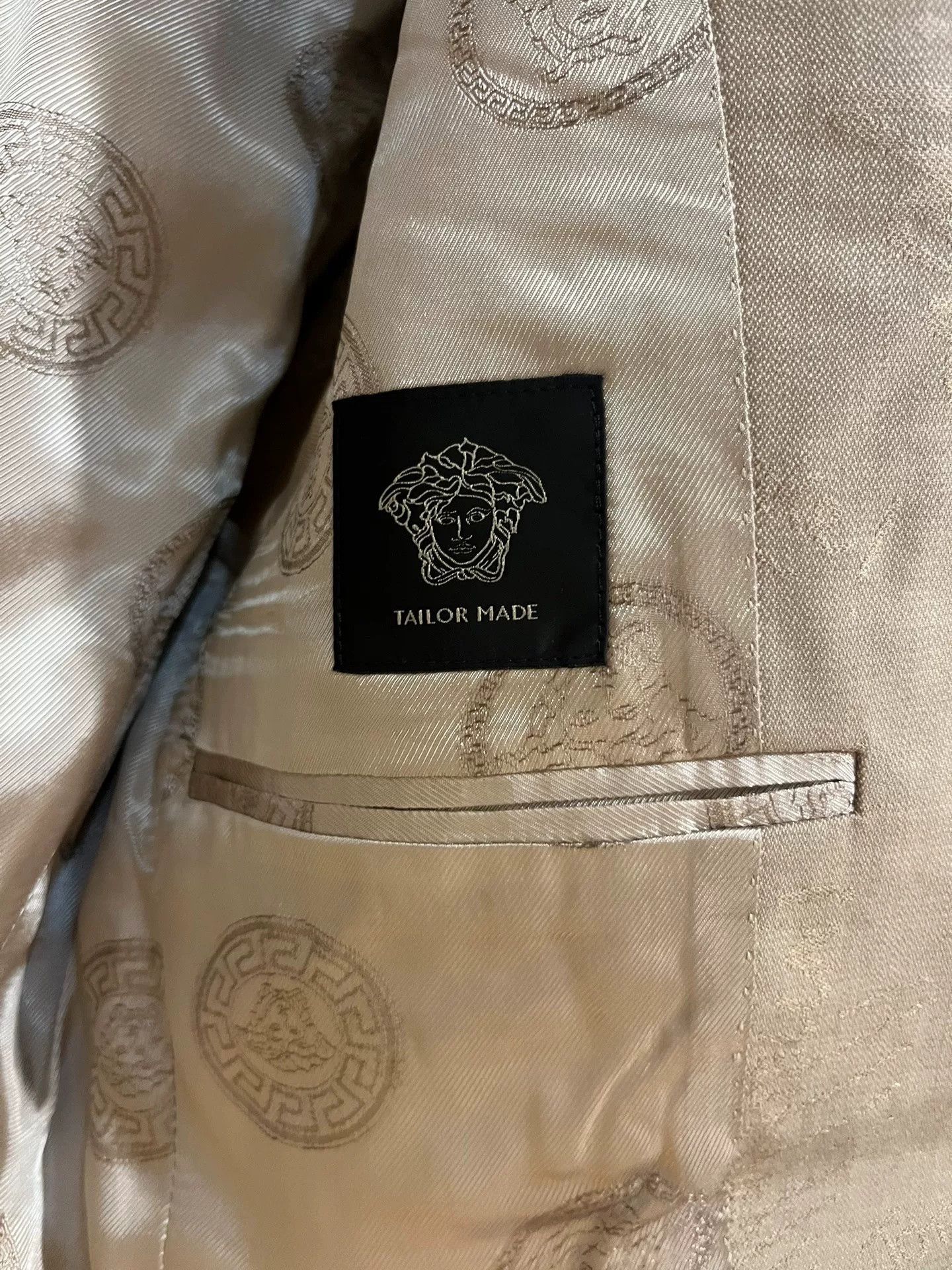 Versace Versace Beige Slim Fit Suit 46 Size US S / EU 44-46 / 1 - 7 Thumbnail