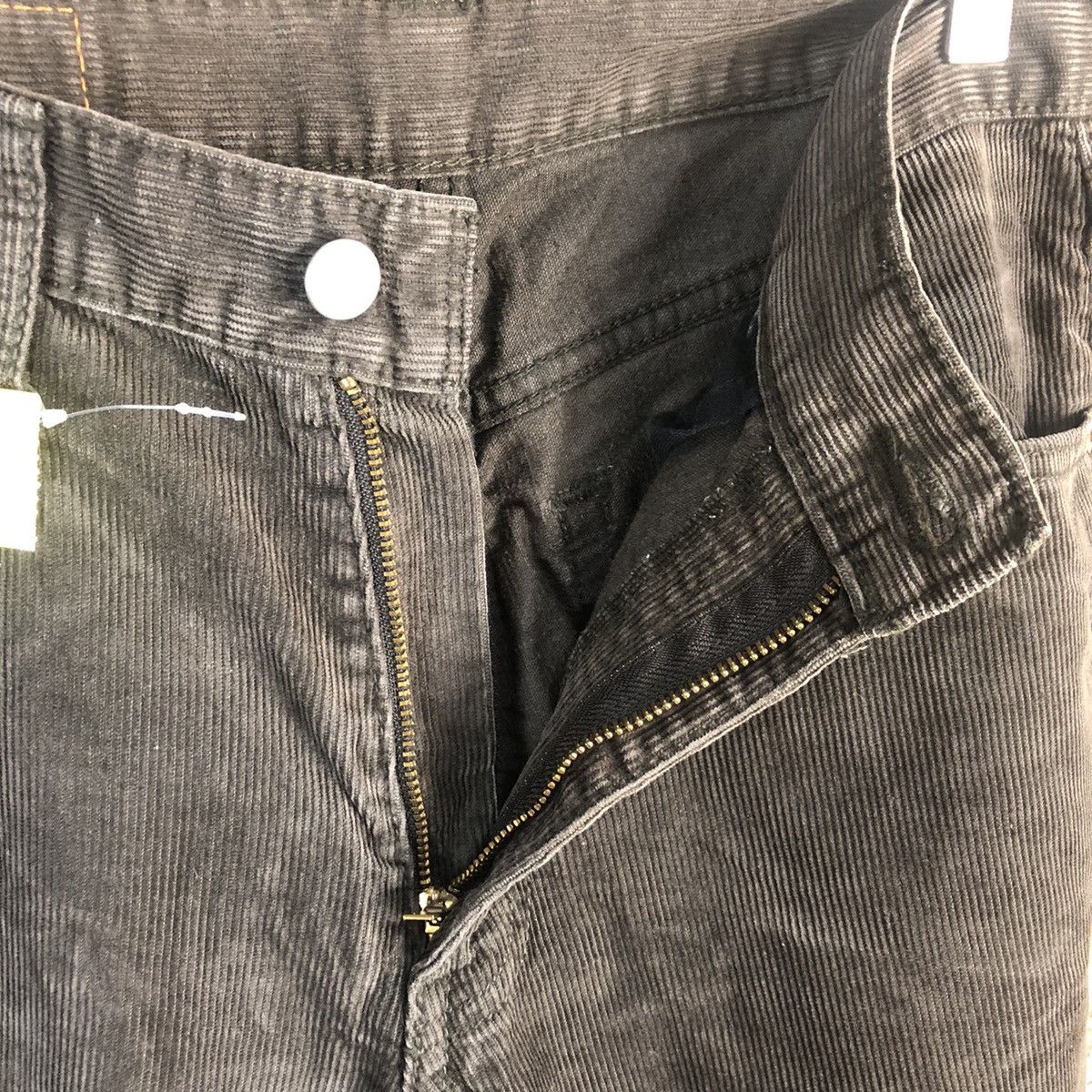 Levi's DLL Levis 702 Brown Corduroy cargo Pants #C012 Size US 31 - 11 Thumbnail