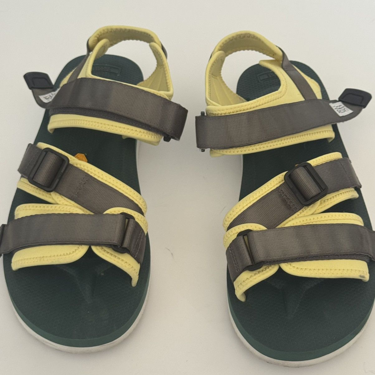 Deus Ex Machina × Suicoke Suicoke x Deus Ex Machina Kisee-V  display picture 3