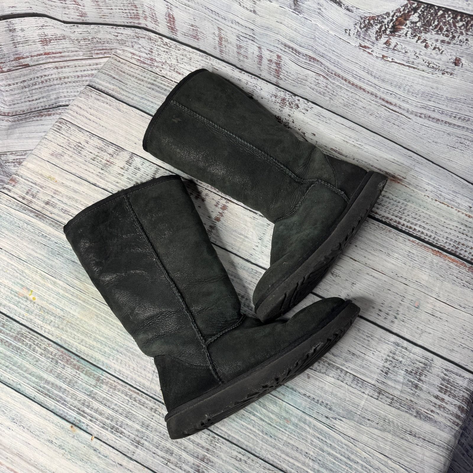 Ugg Ugg Classic Tall Bomber 5804 Black Metallic Sheen 7 Size US 7 / IT 37 - 1 Thumbnail