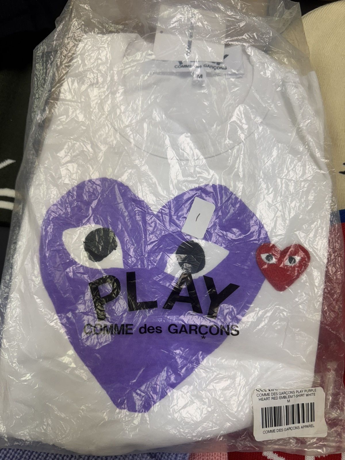 Comme des Garcons comme des garcons play purple heart emblem Tee Size US M / EU 48-50 / 2 - 3 Thumbnail