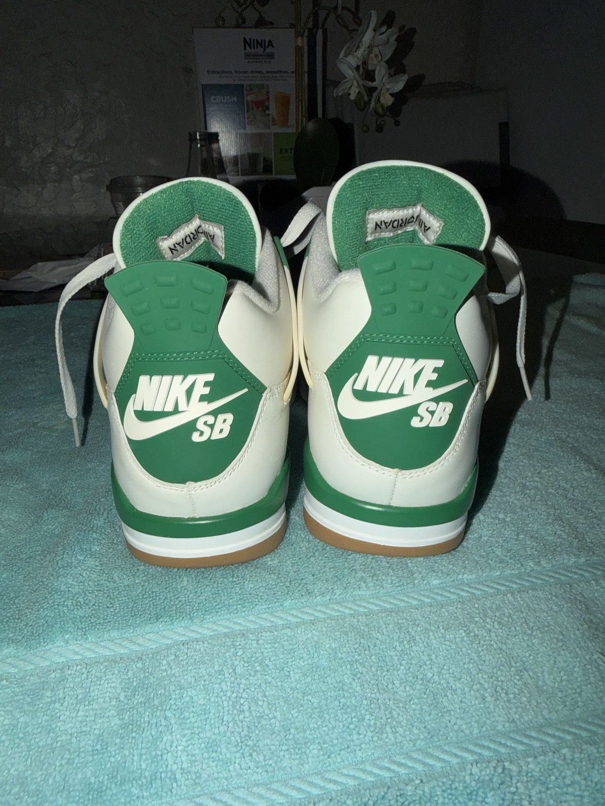 Jordan Brand Jordan 4 Pine Green 8.5M Size US 8.5 / EU 41-42 - 4 Thumbnail