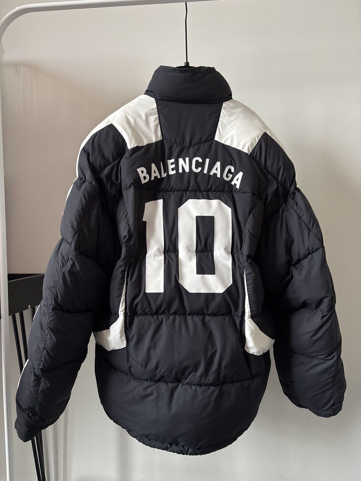 Balenciaga Balenciaga puffer coat Size US S / EU 44-46 / 1 - 3 Thumbnail
