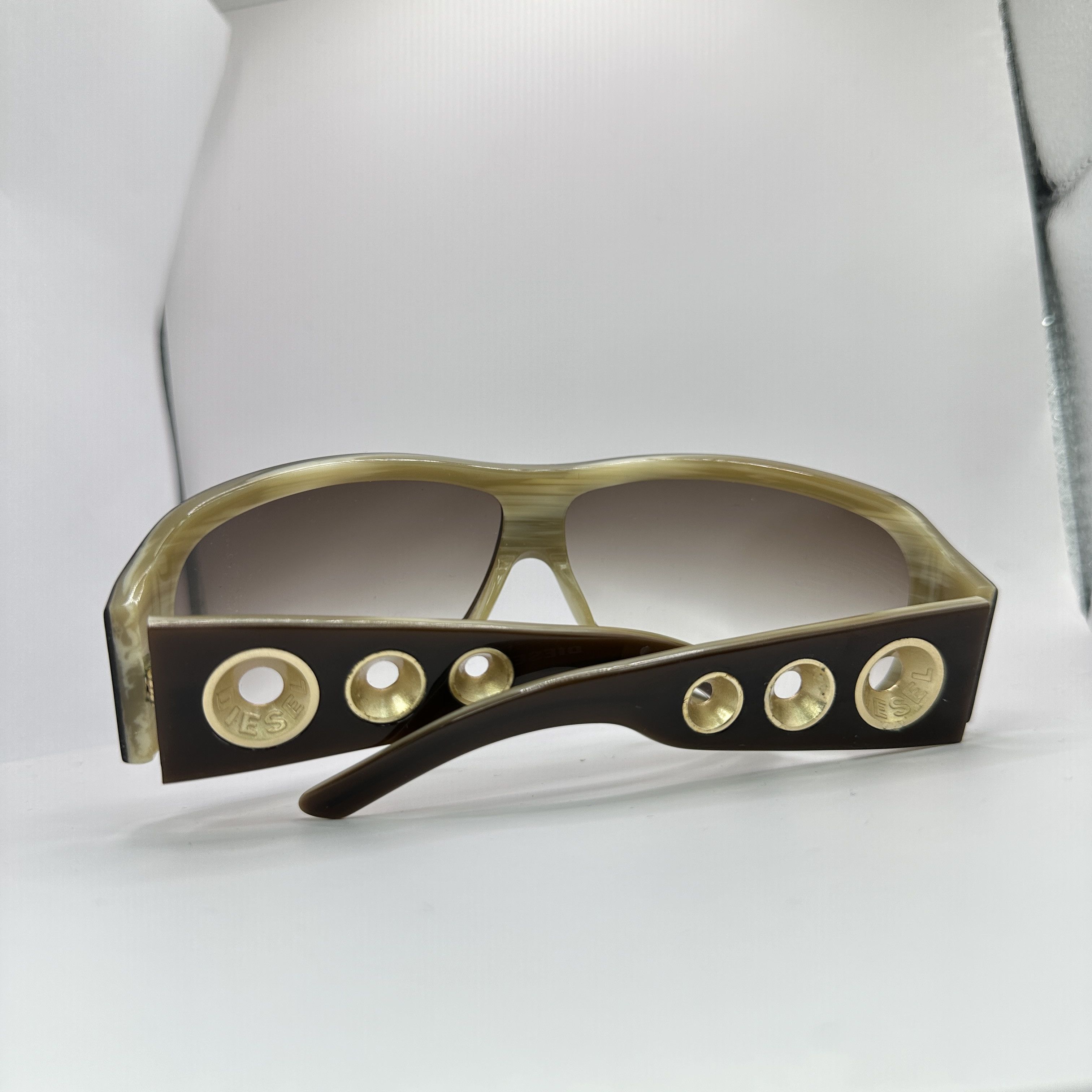 Diesel × Vintage intage Diesel Cut Out Eyelets 00s Sunglasses Size ONE SIZE - 5 Thumbnail