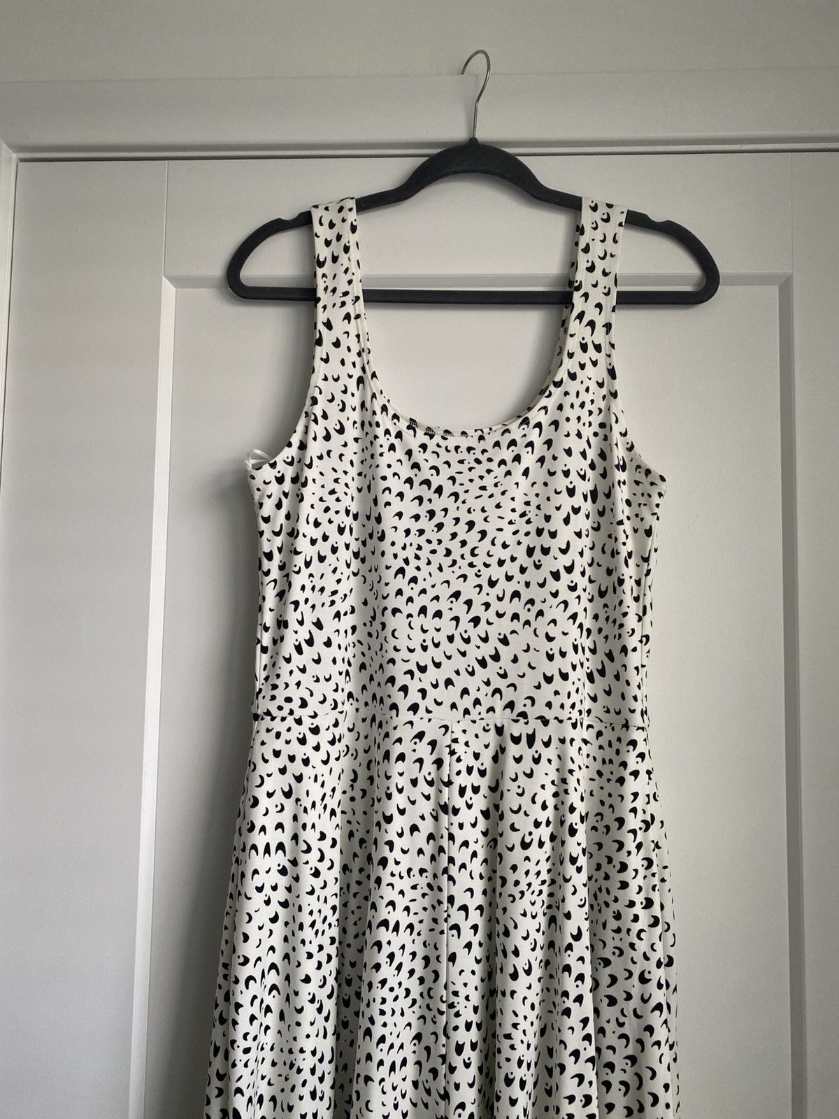 Alfani Alfani Printed Black & White Tank Top Midi Waves Dress Size L / US 10 / IT 46 - 3 Thumbnail
