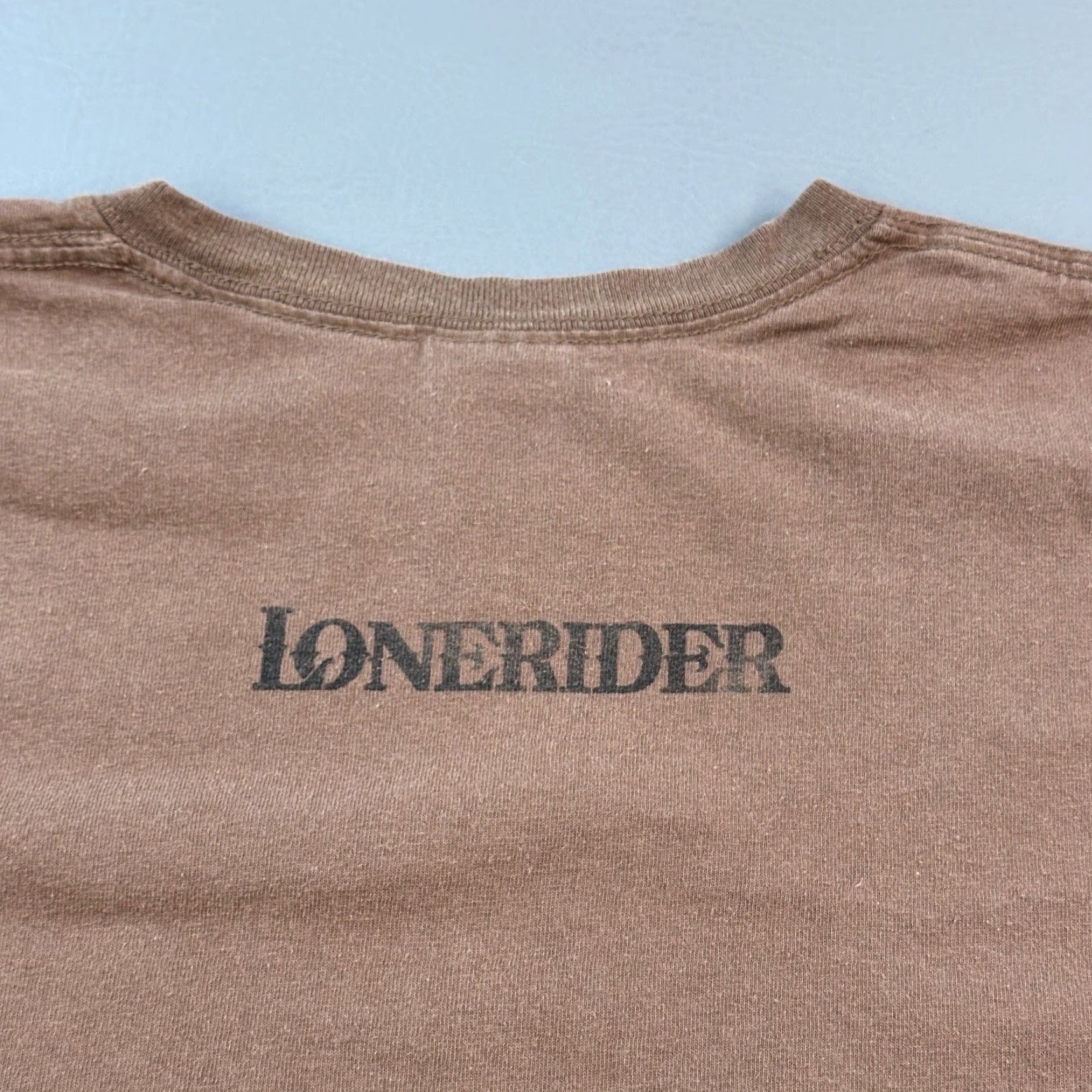 Gildan Lonerider Brewing Company Shirt Mens 2XL Brown Craft Beer Logo Breweriana T-Shirt Vintage - Mens Shirt Brown 2XL Logo Beer Navy? Size US XXL / EU 58 / 5 - 6 Thumbnail
