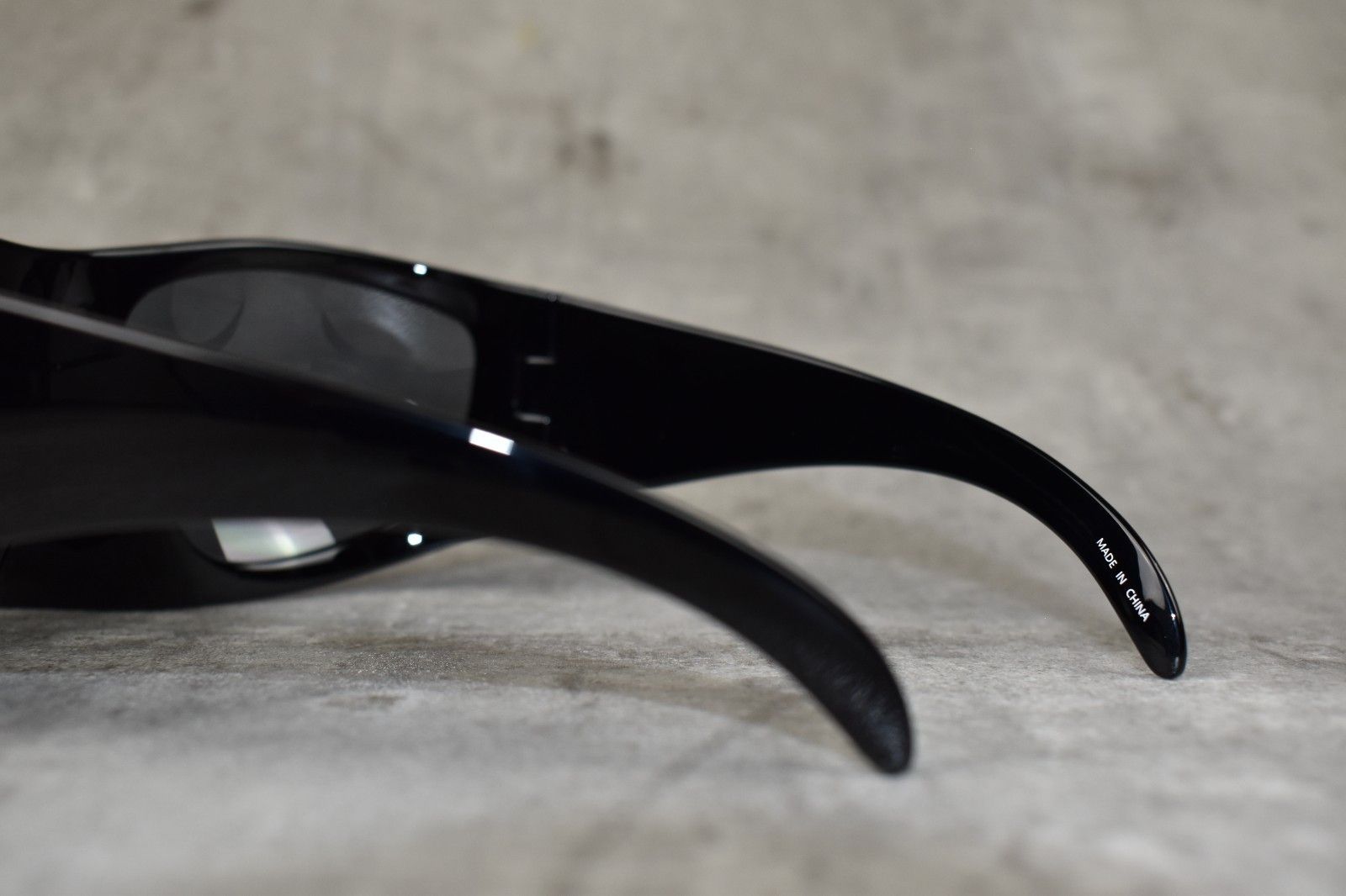 Bernhard Willhelm × Linda Farrow LINDA FARROW x BERNHARD WILLHELM Steve Lacy Mask Sunglasses Size ONE SIZE - 7 Thumbnail