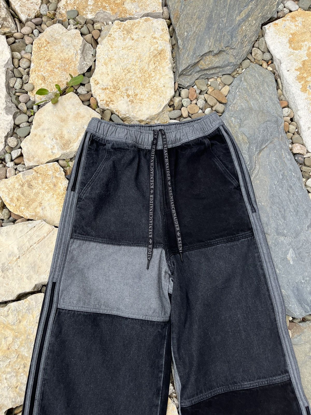 Adidas Adidas x Ksenia Schnaider patchwork sample baggy jeans pants Size 26" / US 2 / IT 38 - 4 Thumbnail