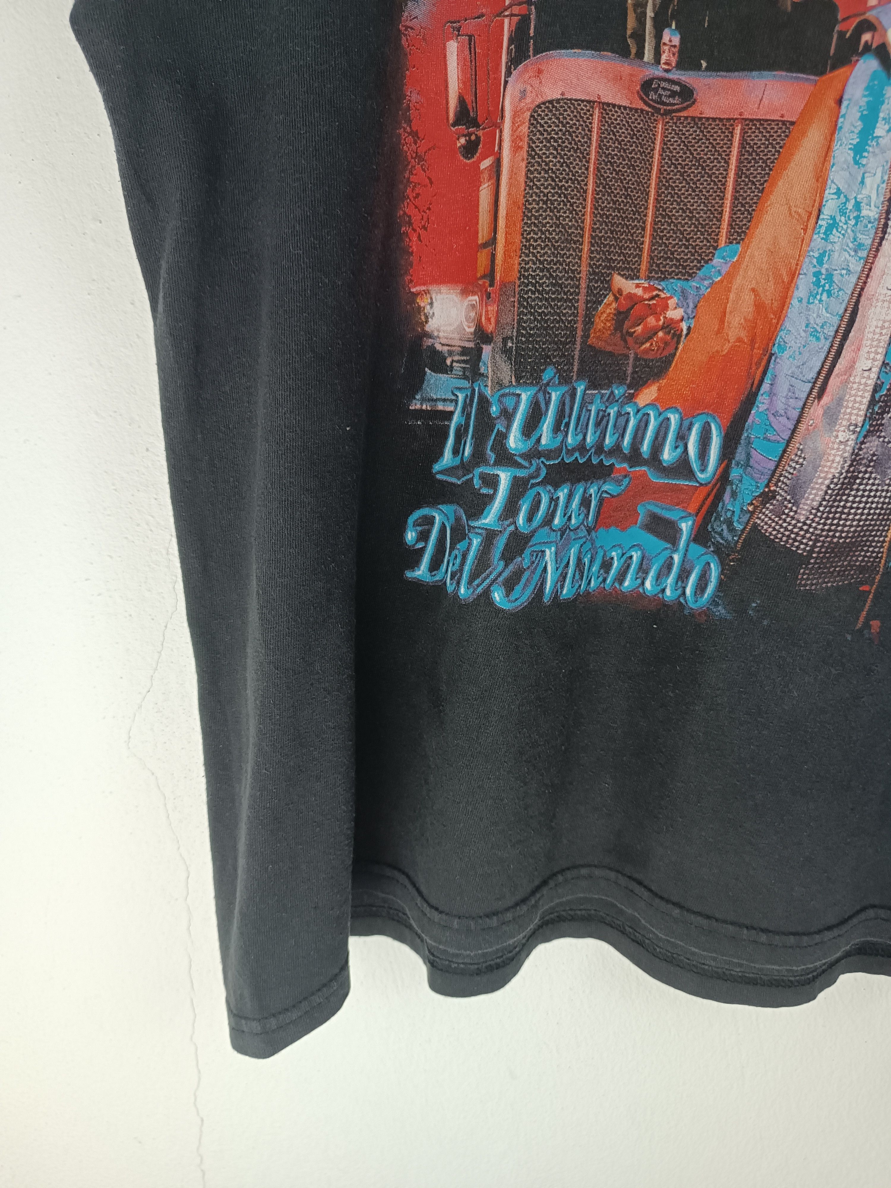 Rap Tees VINTAGE FADED BAD BUNNY EL ULTIMO TOUR DEL MUNDO TEE Size US XL / EU 56 / 4 - 6 Thumbnail