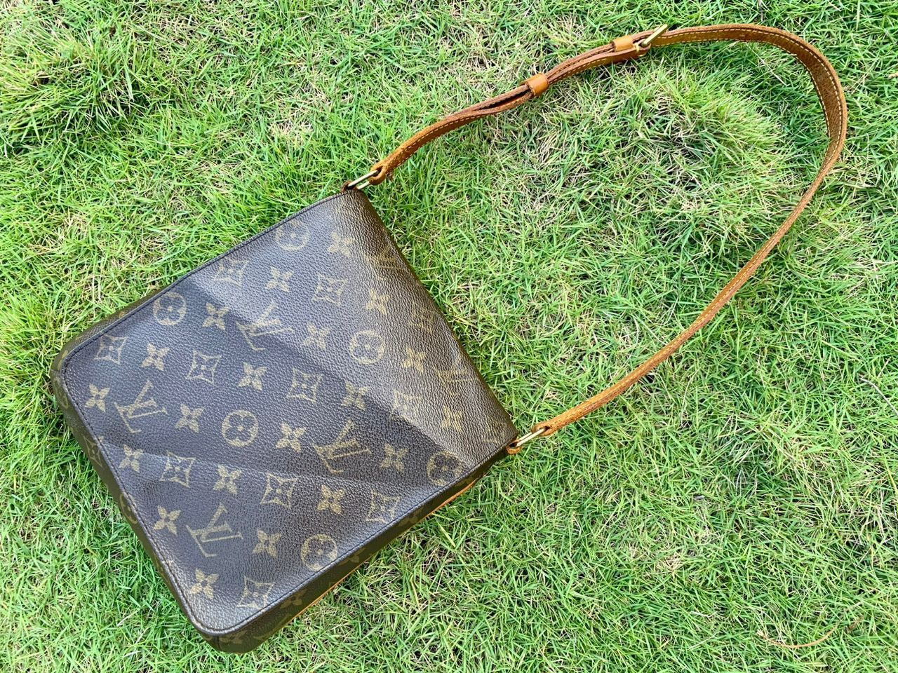 Authentic Louis Vuitton Monogram Musetta Salsa PM Bag