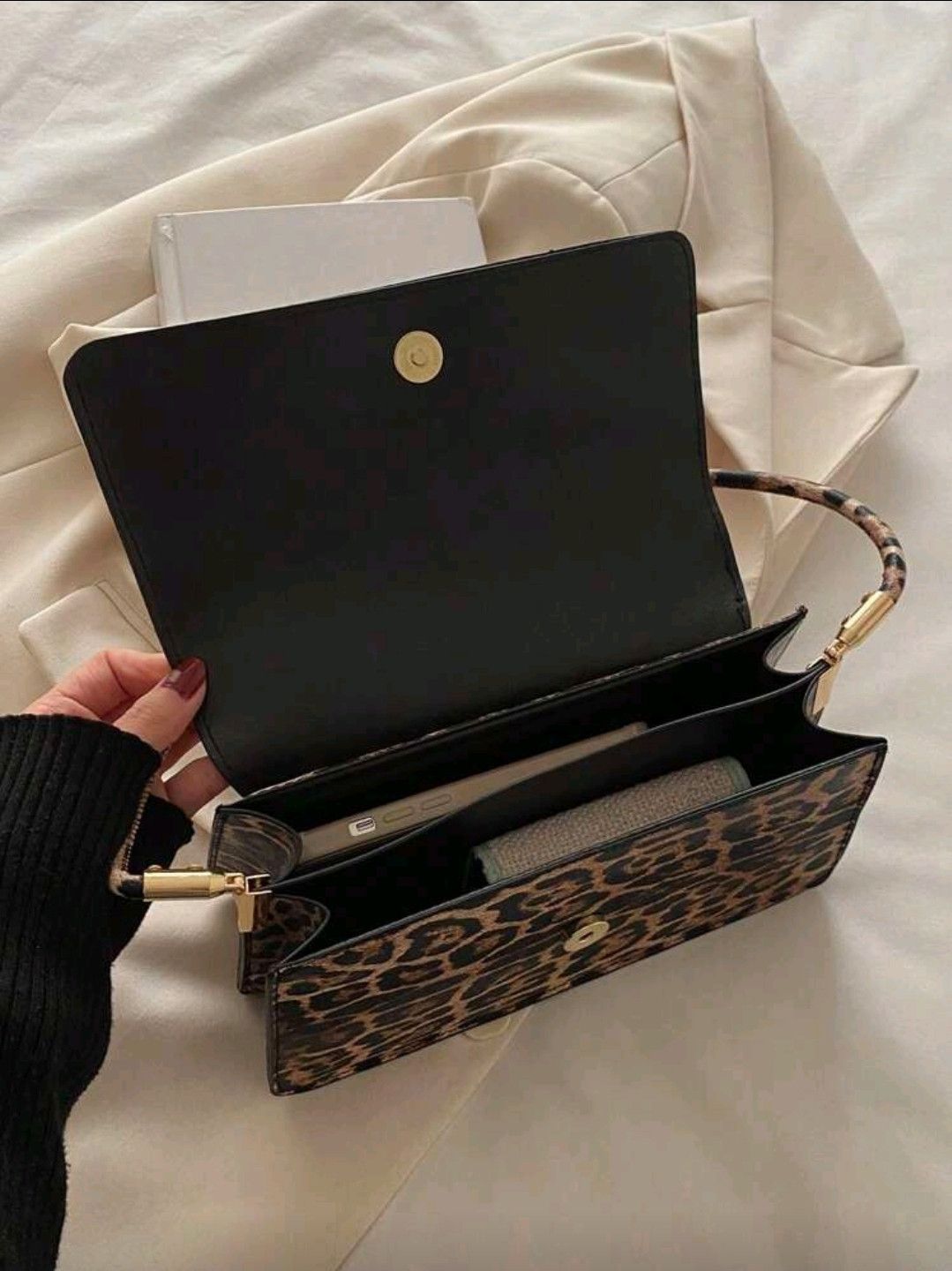 The Unbranded Brand Fashionable Solid Color Retro Minimalist Shoulder Bag Size ONE SIZE - 7 Thumbnail