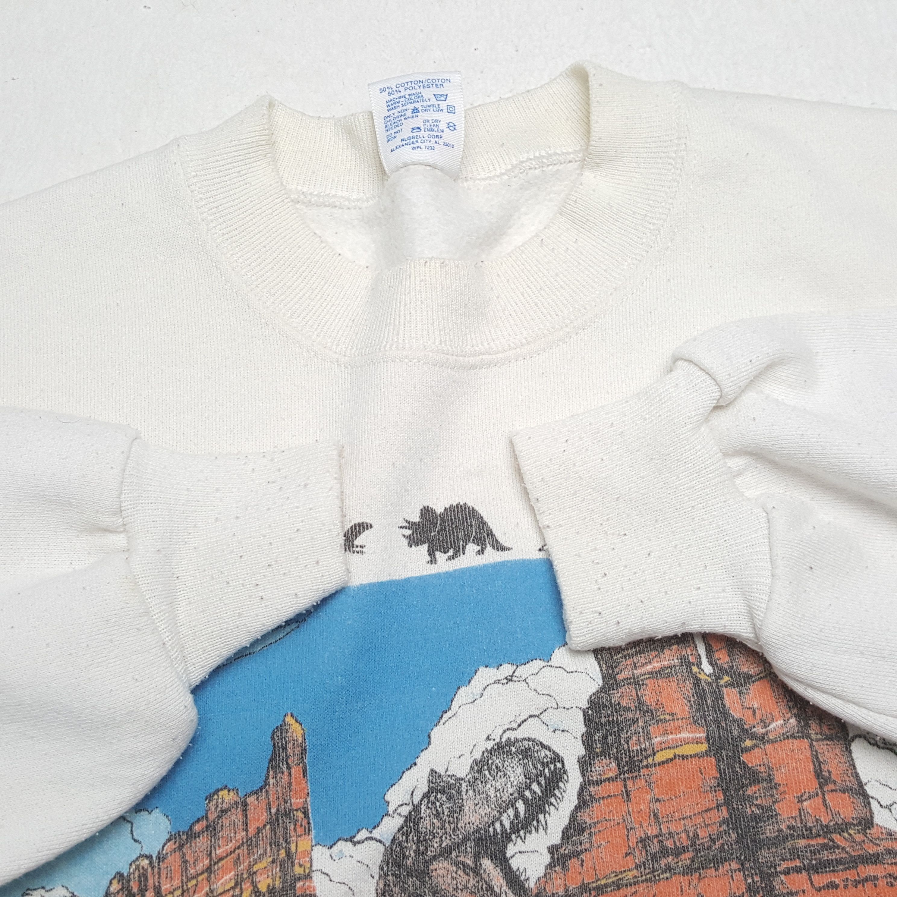 Vintage SUWANNE CASE Dinosaur Design Vintage Sweatshirt Size US XS / EU 42 / 0 - 8 Thumbnail