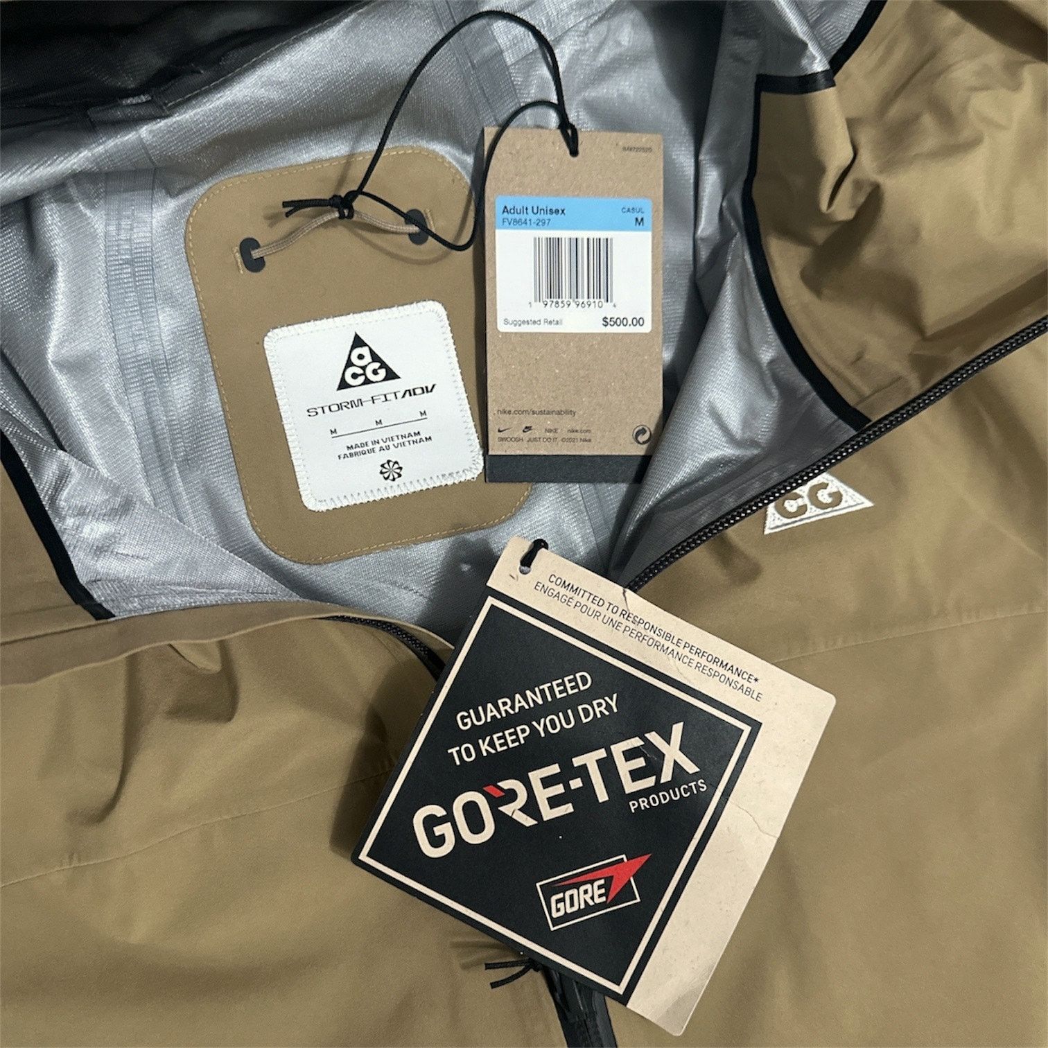 Nike ACG Nike ACG Misery Ridge Storm-FIT ADV GORE-TEX Jacket Size US M / EU 48-50 / 2 - 5 Thumbnail