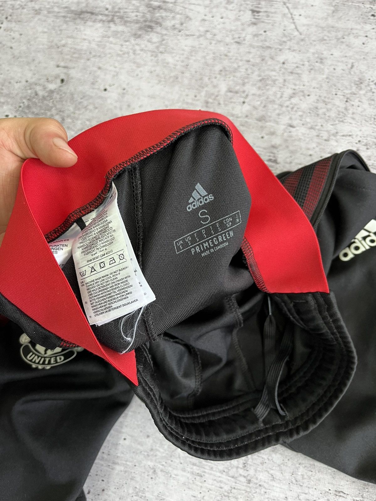 Adidas Adidas x Manchester United soccer pants size S Size US 30 / EU 46 - 3 Thumbnail