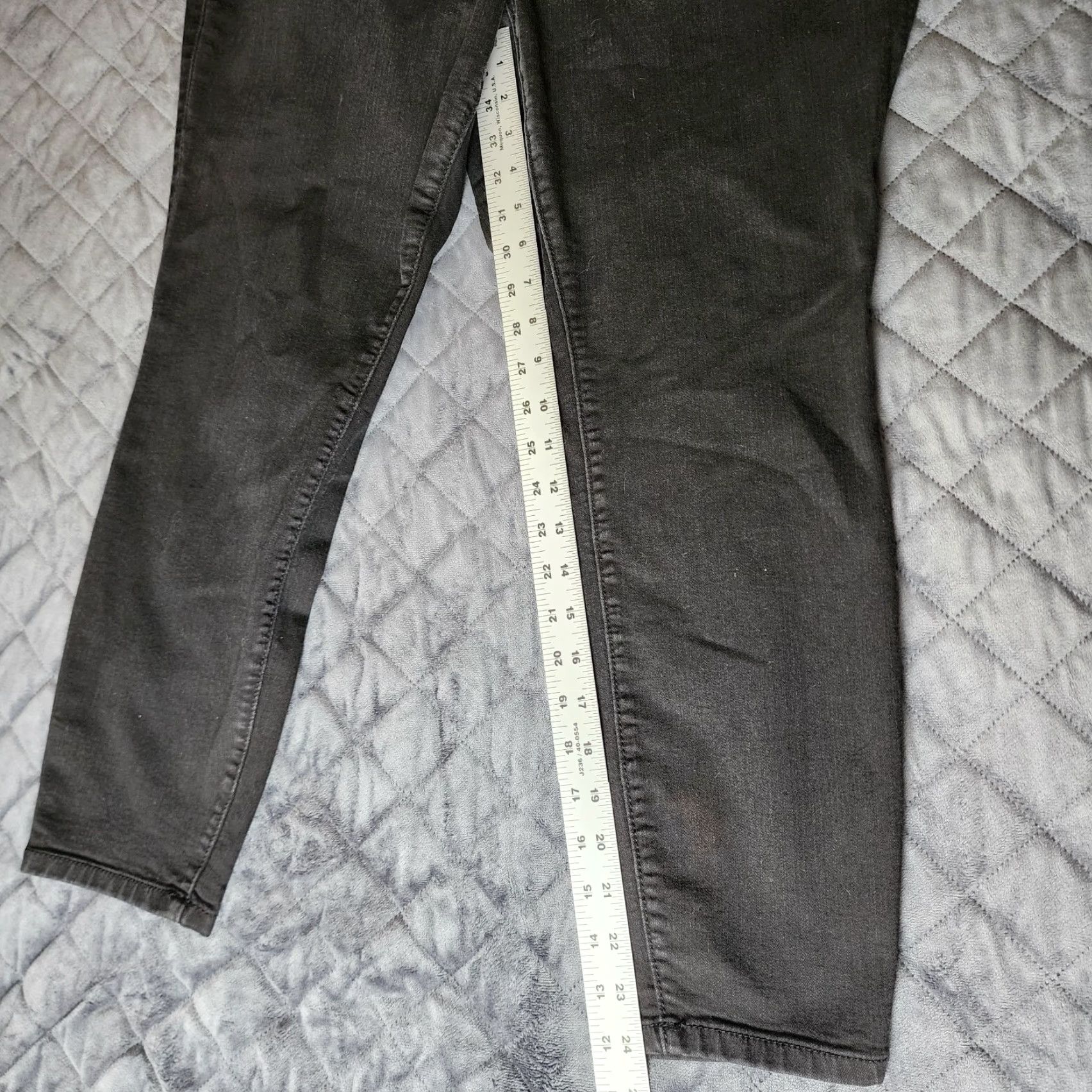Torrid Torrid 18S Black Denim Straight Leg Jeans Stretch Plus Pants Womens Size 40" / US 18 - 6 Thumbnail