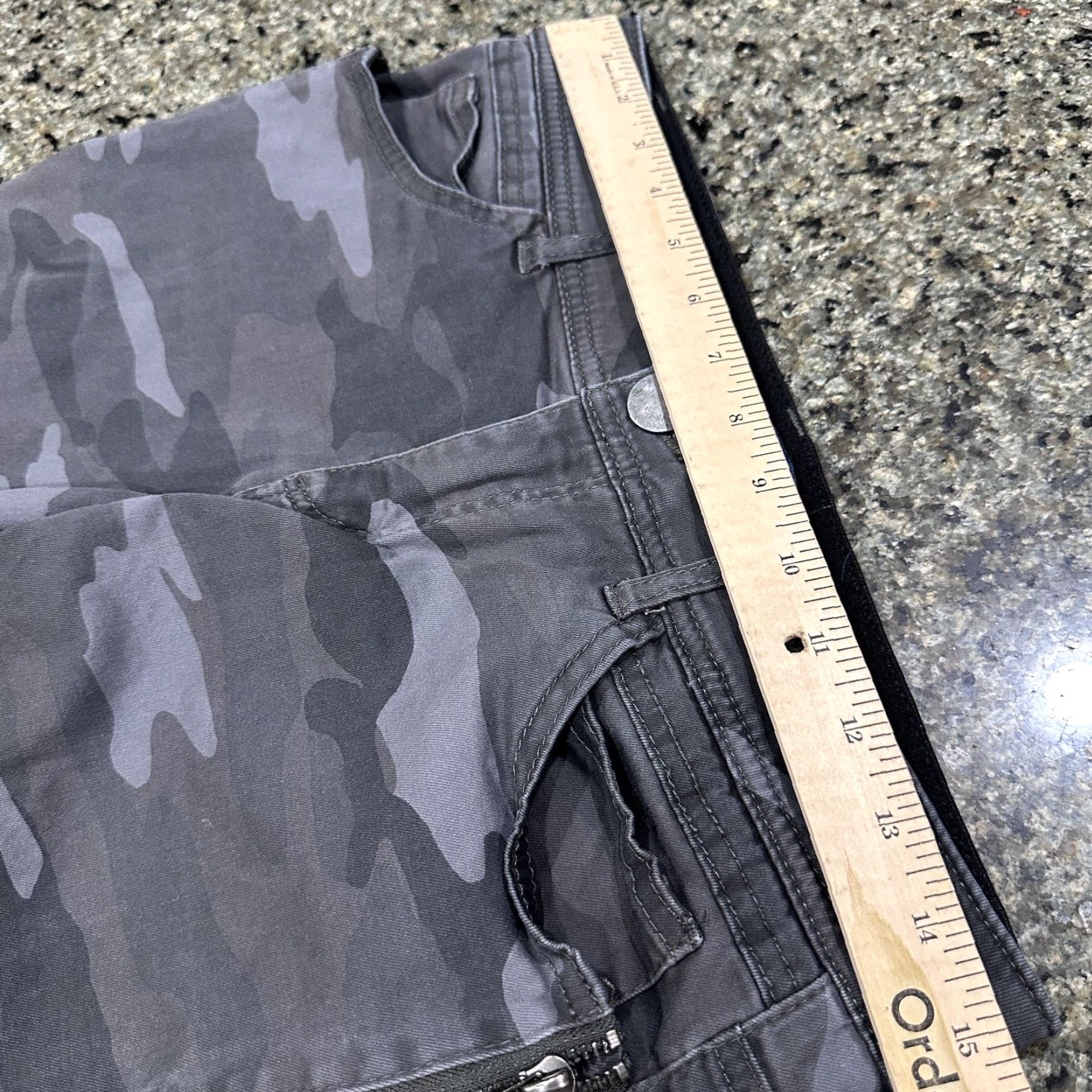 Vintage Democracy Jeans Women Size 6 Gray Camo Skinny Stretch Zip Pockets Denim Slim Rise Mid 8.5-10.5 Regular Inseam 28.5 in Charcoal Wash Size 30" / US 8 / IT 44 - 5 Thumbnail
