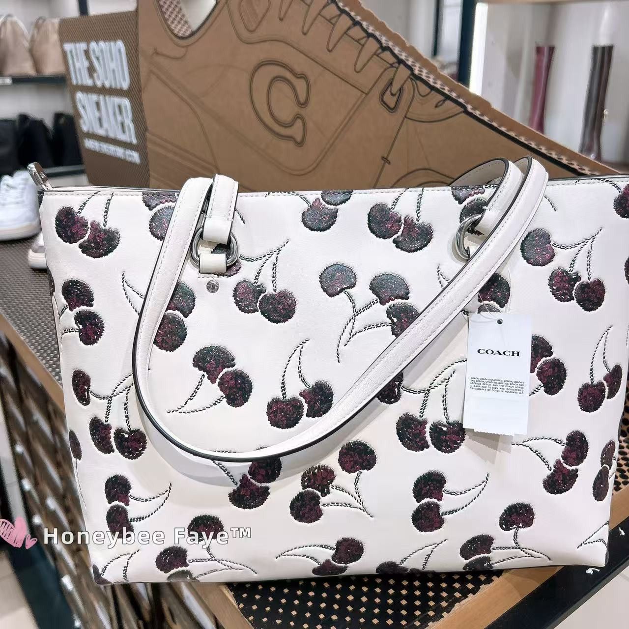 Coach Nwt Coach Station Tote Bag With Cherry Print CCZ14 Size ONE SIZE - 3 Thumbnail