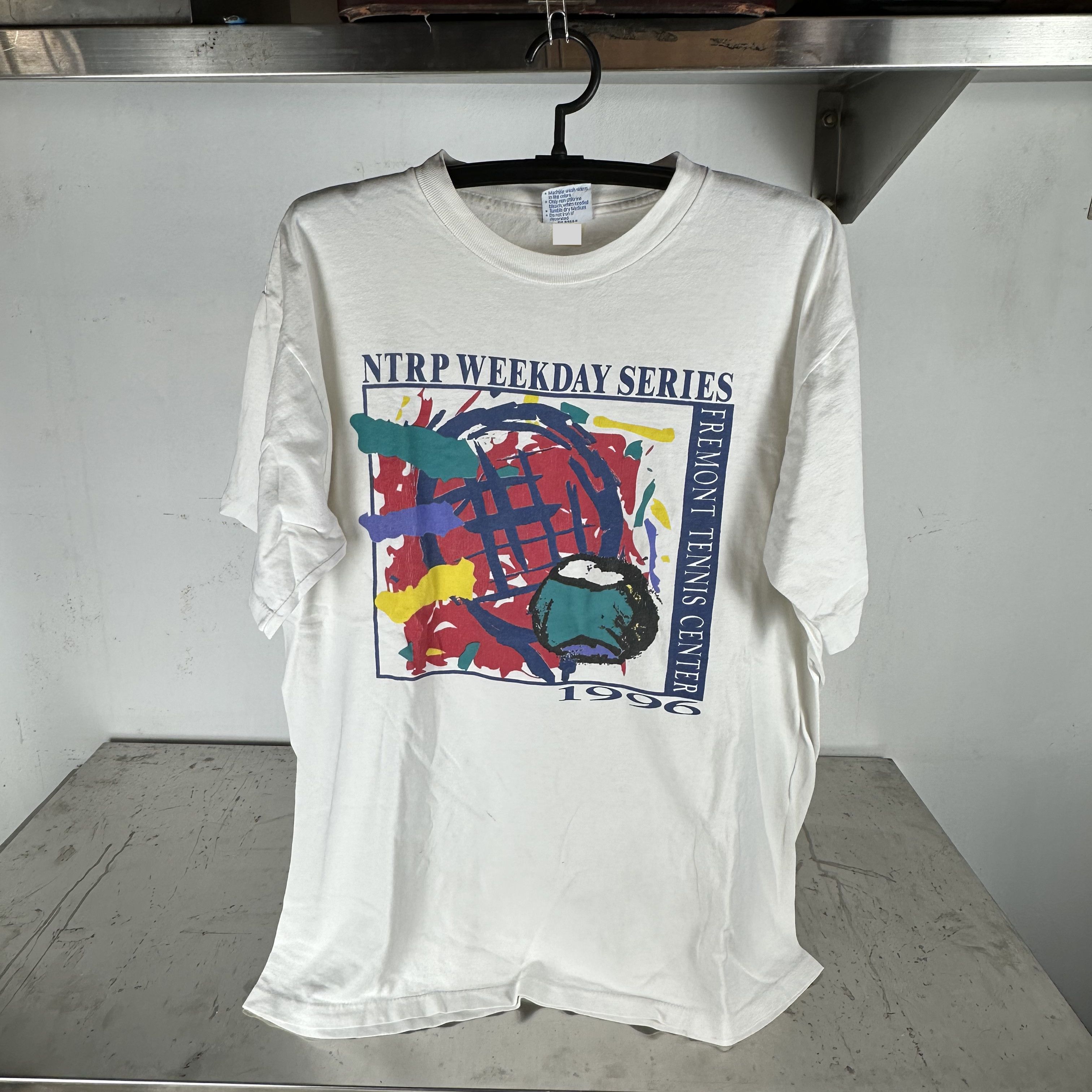 Vintage 1996 Fremont Tennis Center NTRP Weekday Series T-Shirt Size US XL / EU 56 / 4 - 1 Thumbnail