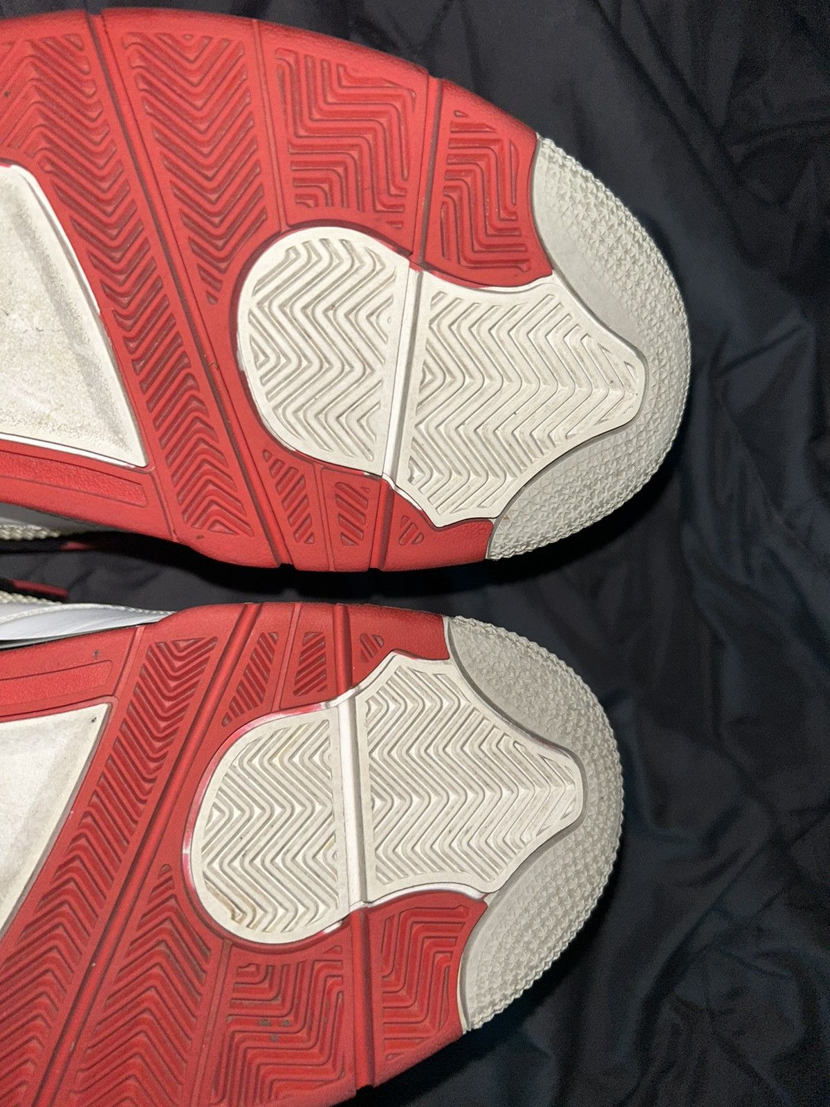 jd jordan 4 fire red