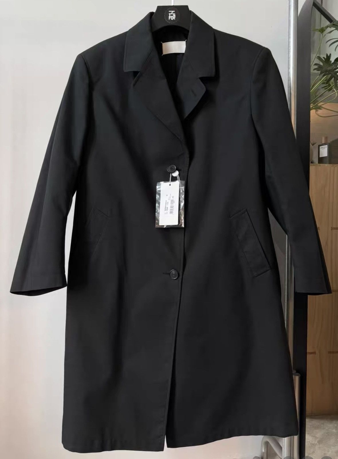 Maison Margiela MAISON MARGIELA AW20 Black Windbreaker Coat Size US XXS / EU 40 - 1 Thumbnail