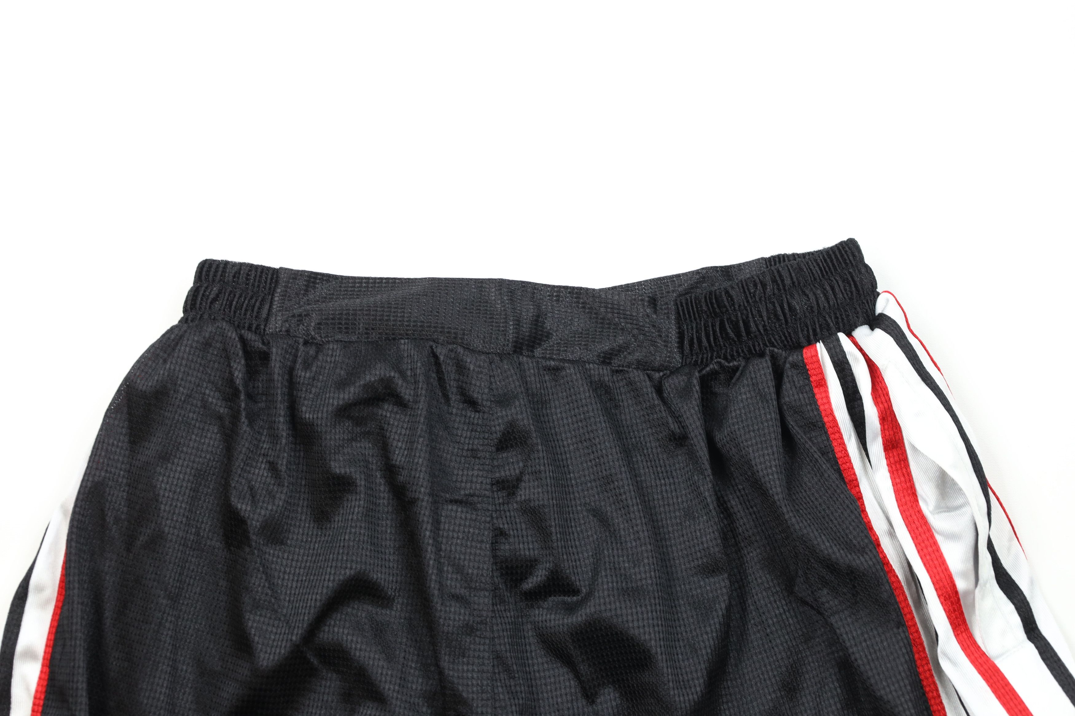 Vintage Deadstock Vintage 90s Y2K Streetwear Basketball Shorts Size US 36 / EU 52 - 13 Thumbnail