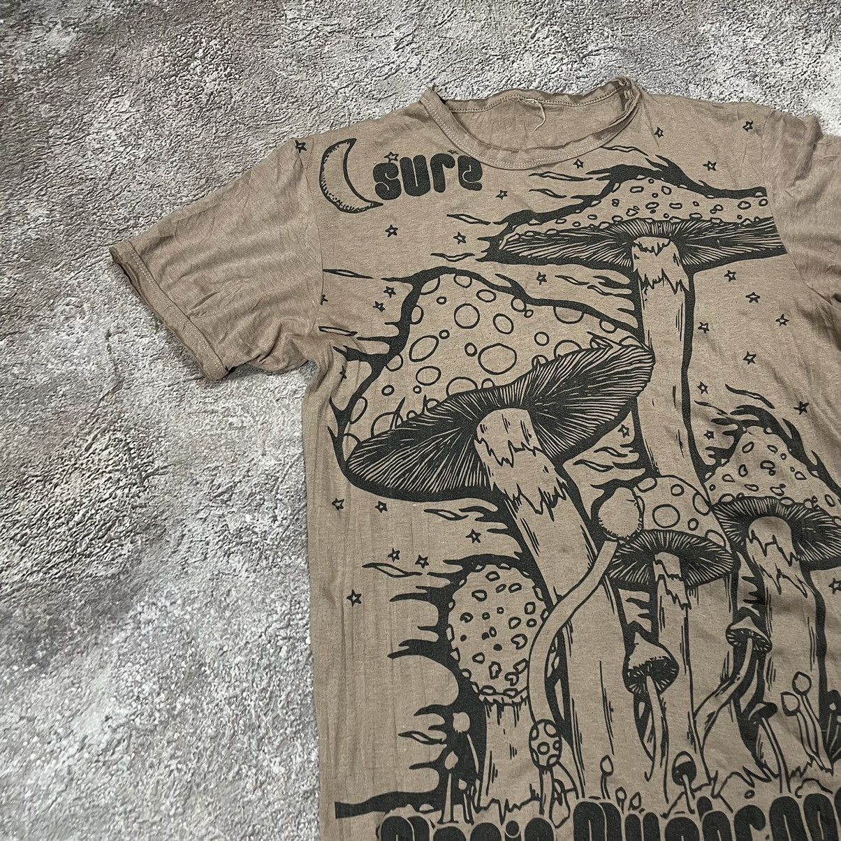 Vintage Vintage Y2K Magic Mushroom Graphic Tee Sun Faded Skate M Size US M / EU 48-50 / 2 - 3 Thumbnail