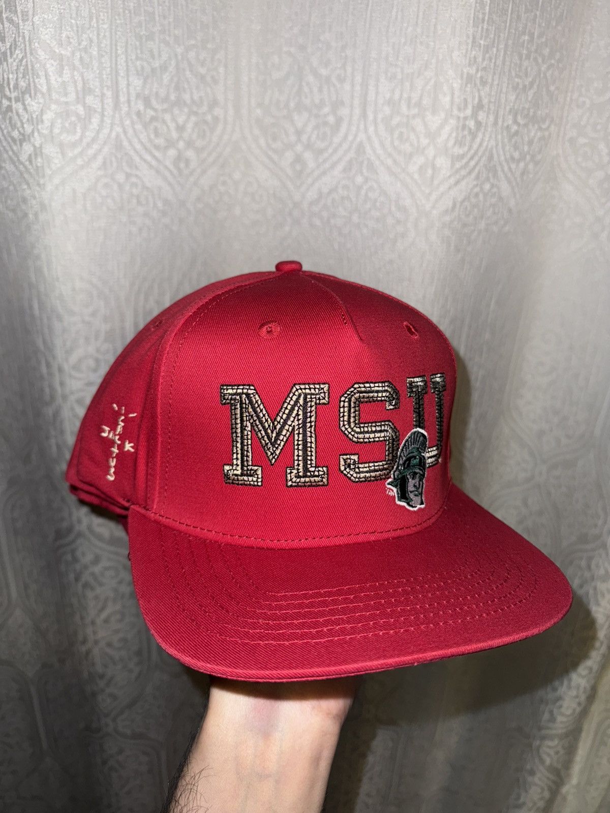 Mitchell & Ness × Travis Scott Travis Scott x Michigan State Size ONE SIZE - 1 Thumbnail