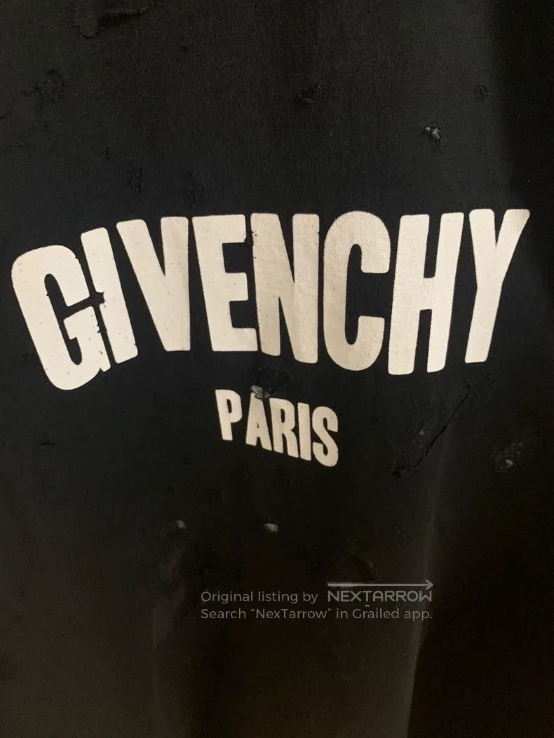 Givenchy Givenchy Large Ripped Short Sleeve Size US XS / EU 42 / 0 - 3 Thumbnail