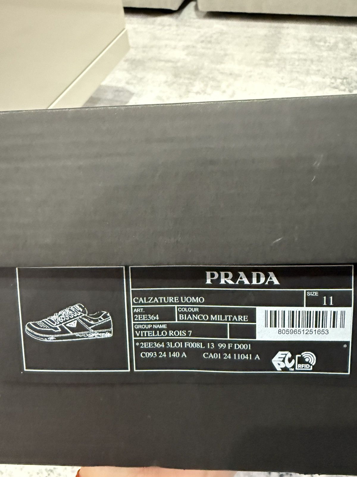 Prada Prada low green and white leather sneakers Size US 11 / EU 44 - 10 Thumbnail