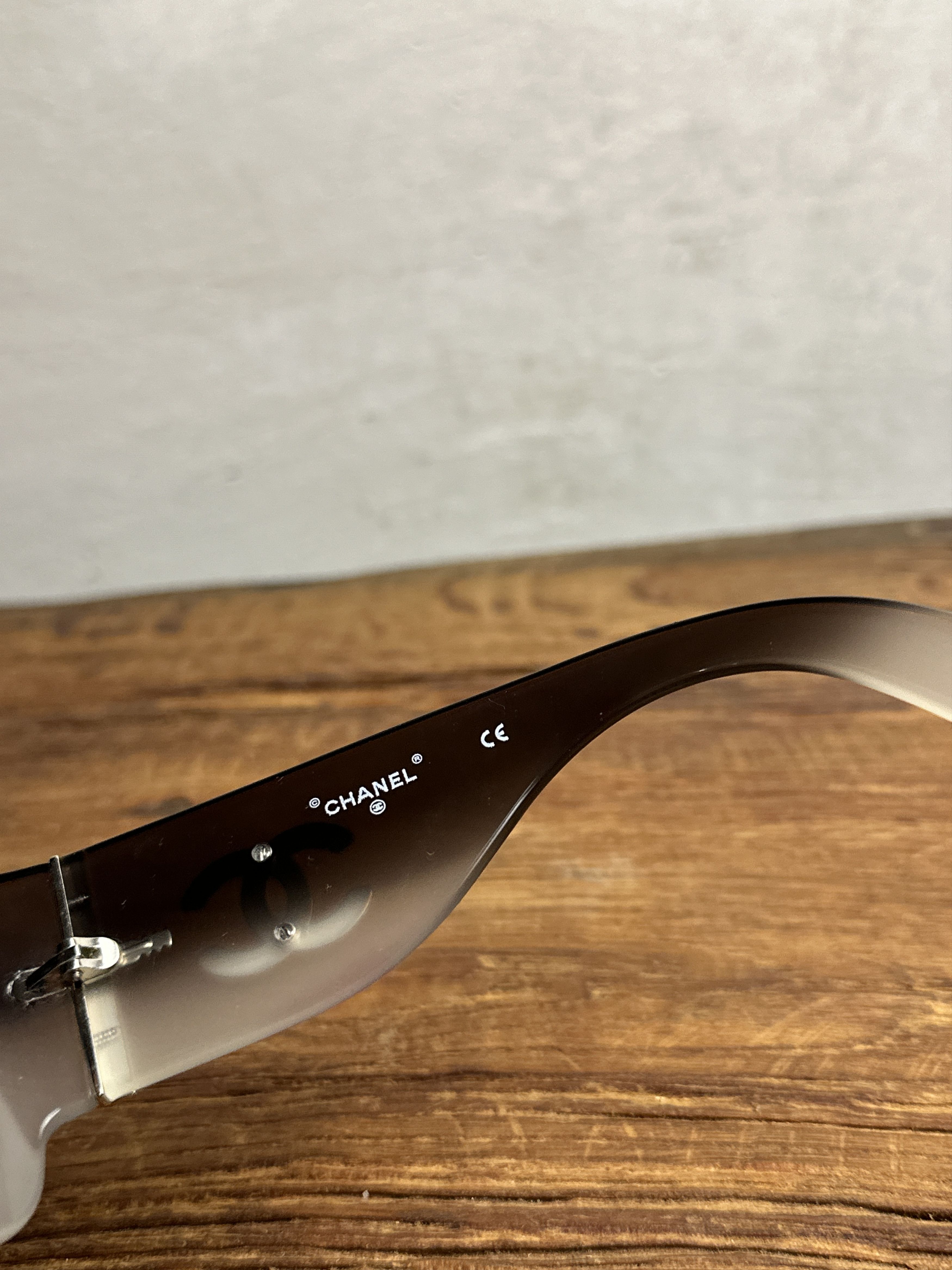 Chanel Vintage Chanel Logo Sunglasses Size ONE SIZE - 7 Thumbnail
