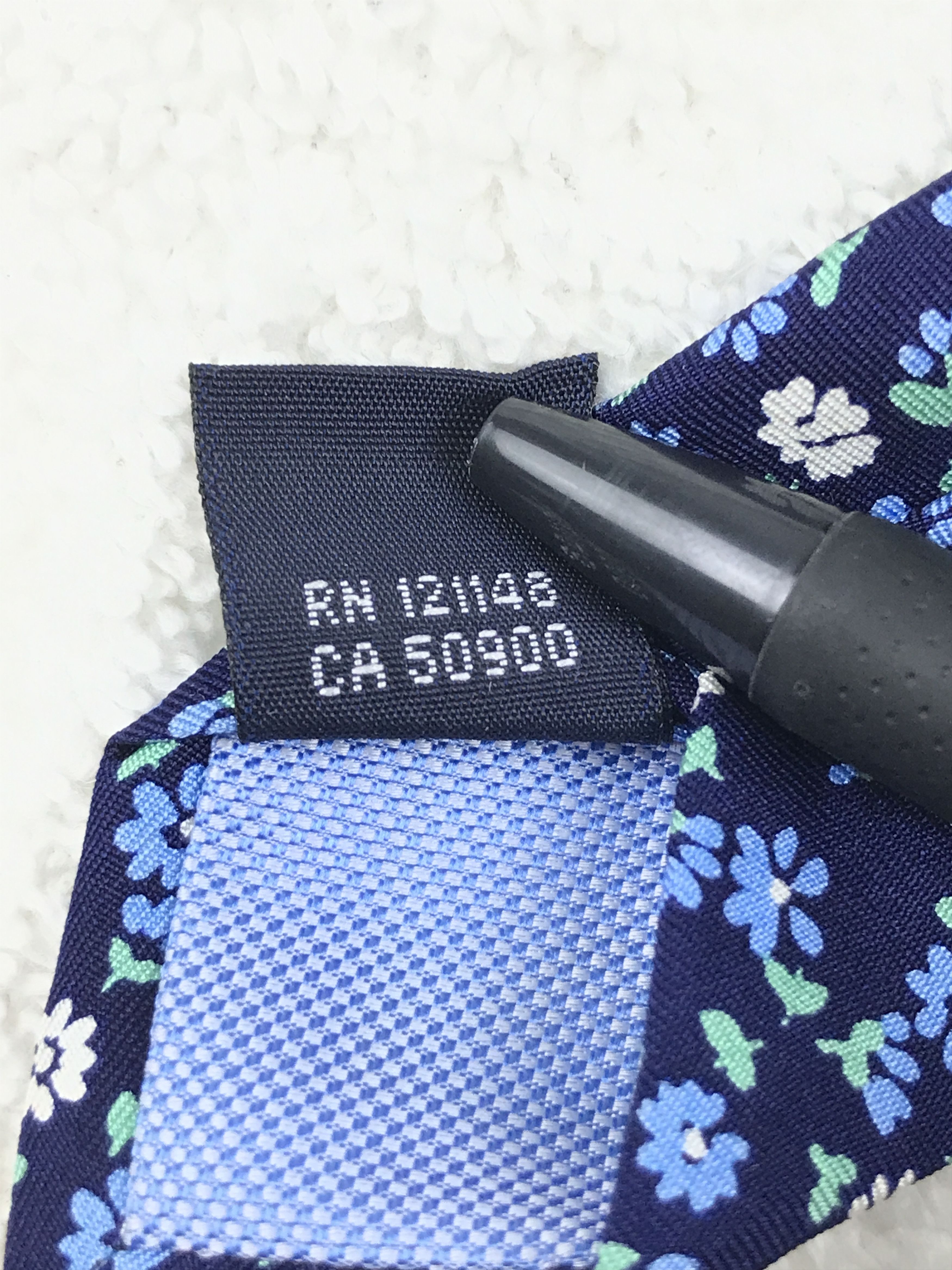 Designer × Tommy Hilfiger × Vintage Vintage Tommy Hilfiger Silk Necktie Size ONE SIZE - 7 Thumbnail