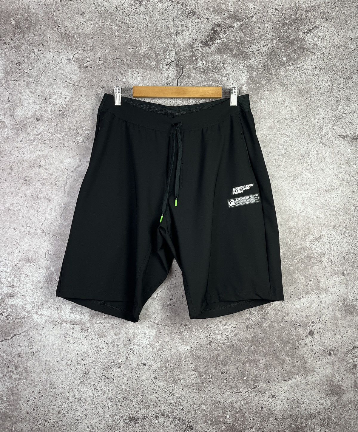 Other Q36.5 Pro Cycling Team Technical Shorts Black 🇮🇹 Activewear Size US 34 / EU 50 - 1 Thumbnail