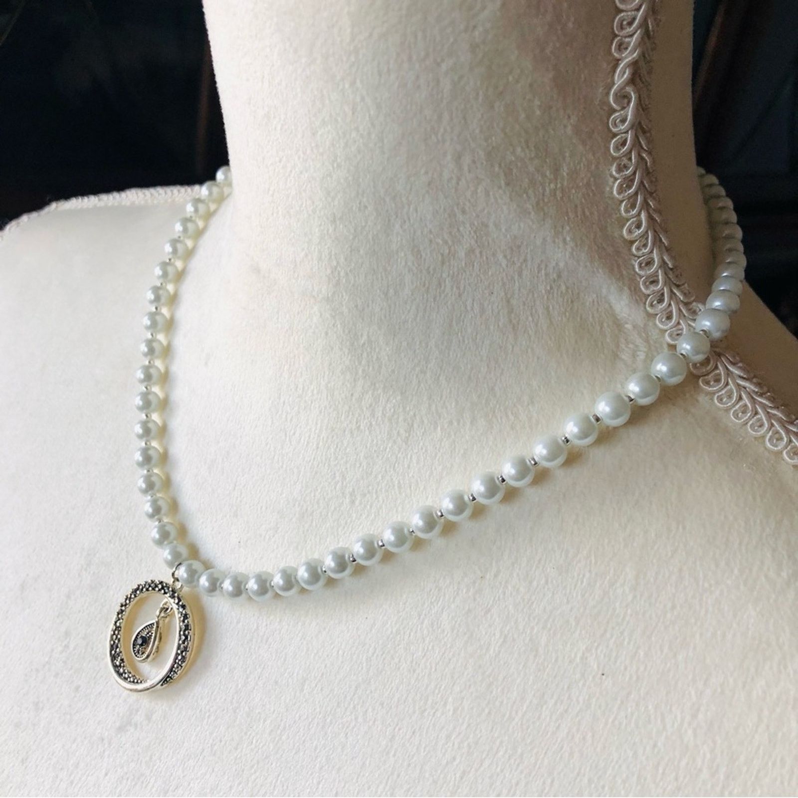Handmade Handcrafted repurpose genuine marcasite glass Pearl necklace Size ONE SIZE - 4 Thumbnail