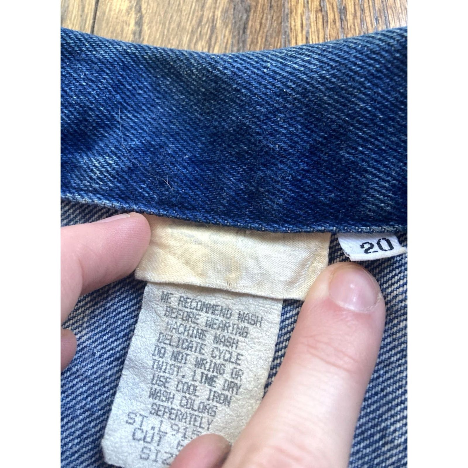 Denime VINTAGE Denim Jacket Womens Plus 20 Blue USA Made Boxy Fit Jacket Size 42" / US 20 - 5 Thumbnail