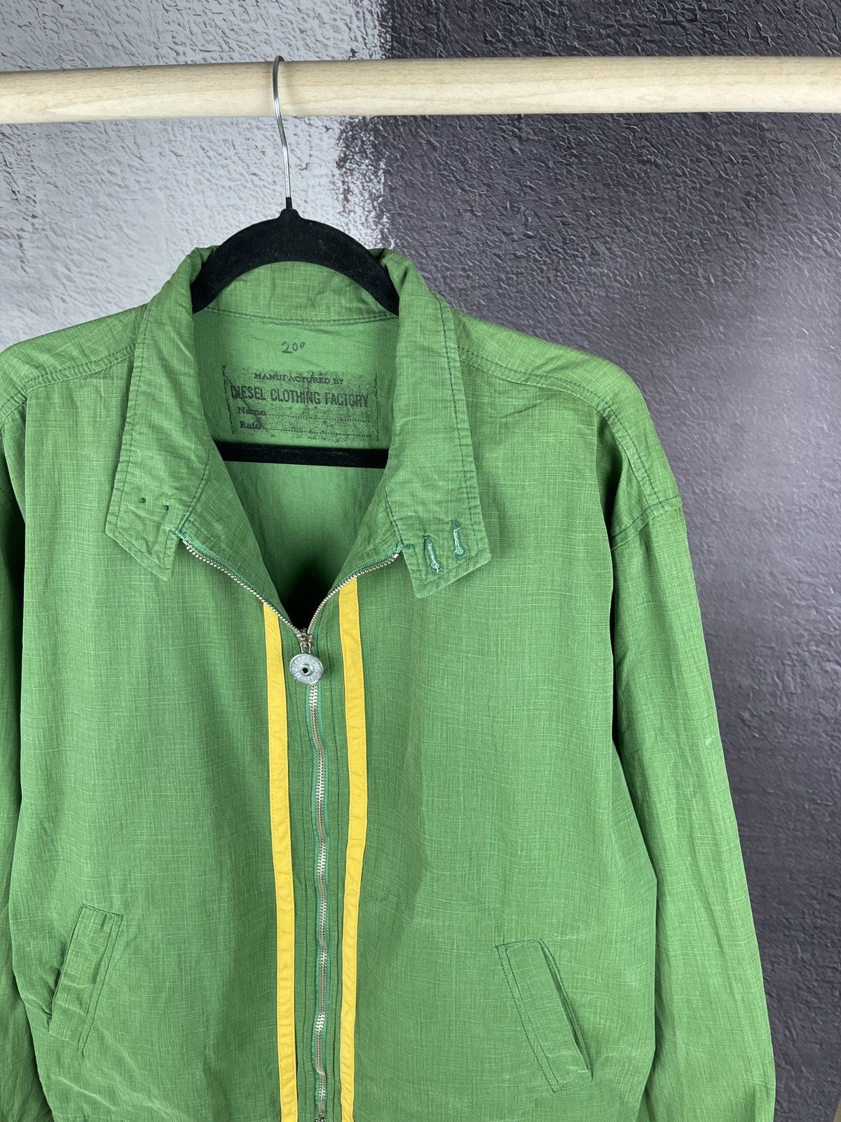 Diesel Diesel vintage made in Italy green yellow bomber jacket Size US L / EU 52-54 / 3 - 9 Thumbnail