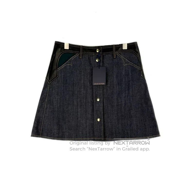 Louis Vuitton Louis Vuitton Denim Skirt with Gold Button and Blue Old Fl Size 33" - 1 Thumbnail