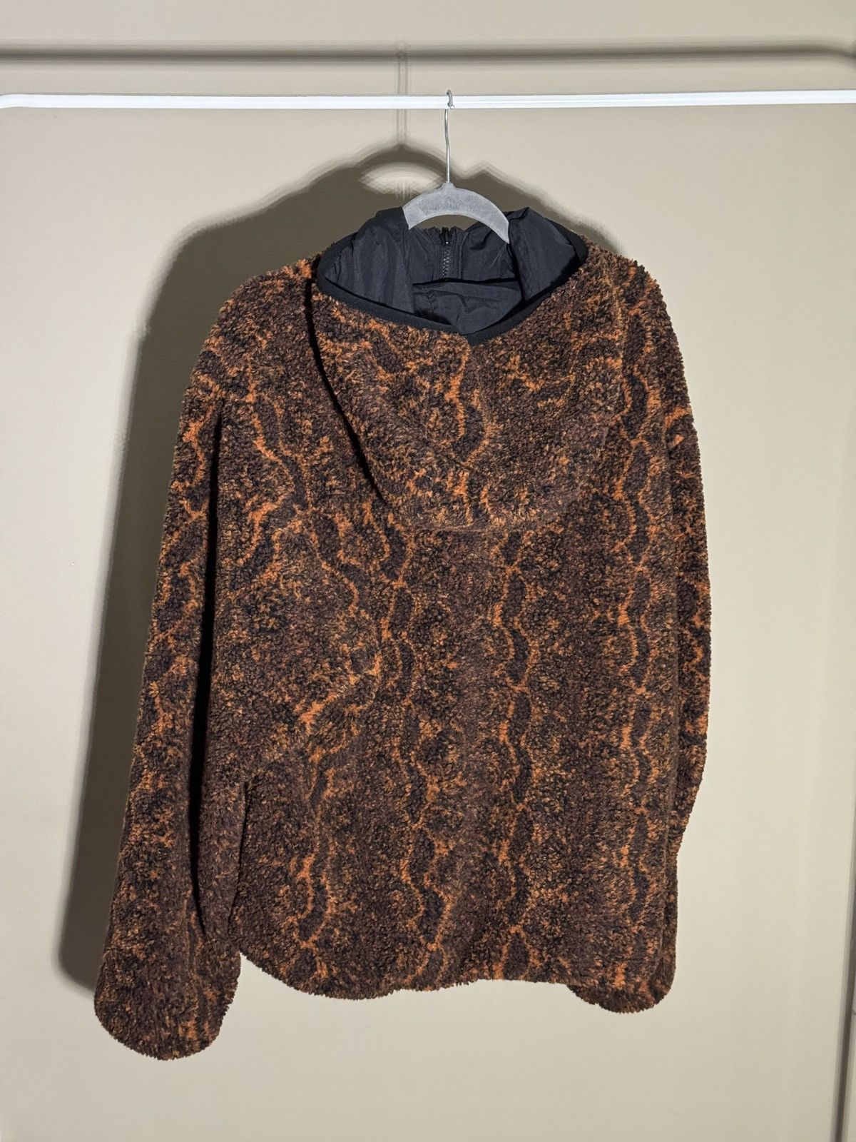 Stussy Stussy Snake Jacquard Sherpa Jacket Brown Size US XL / EU 56 / 4 - 2 Thumbnail