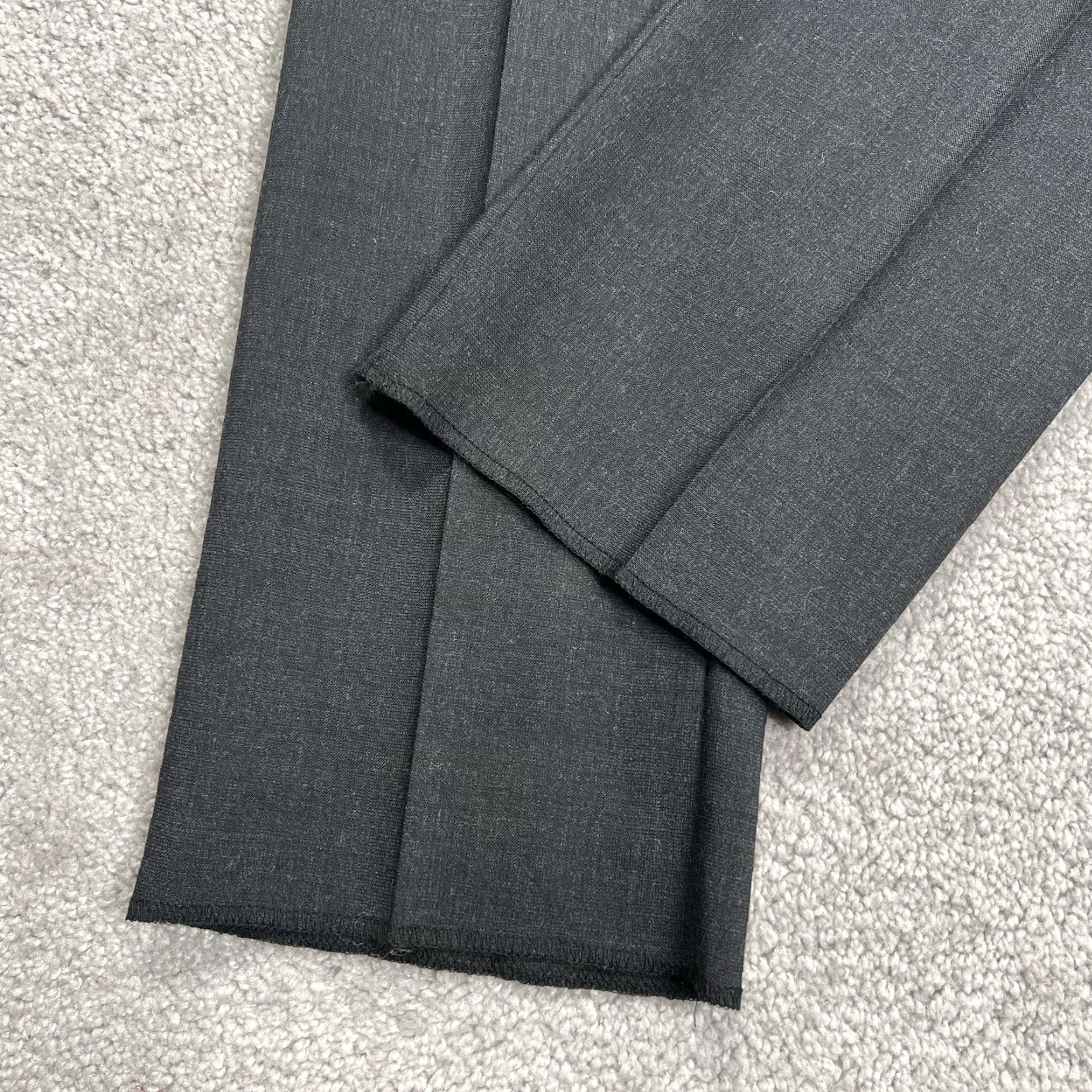 Vintage Rohan Trousers Mens 34 Charcoal Gray Wool Blend Dress Casual Envoy NWT Pockets Stretch Trousers Baggy? Size US 34 / EU 50 - 5 Thumbnail