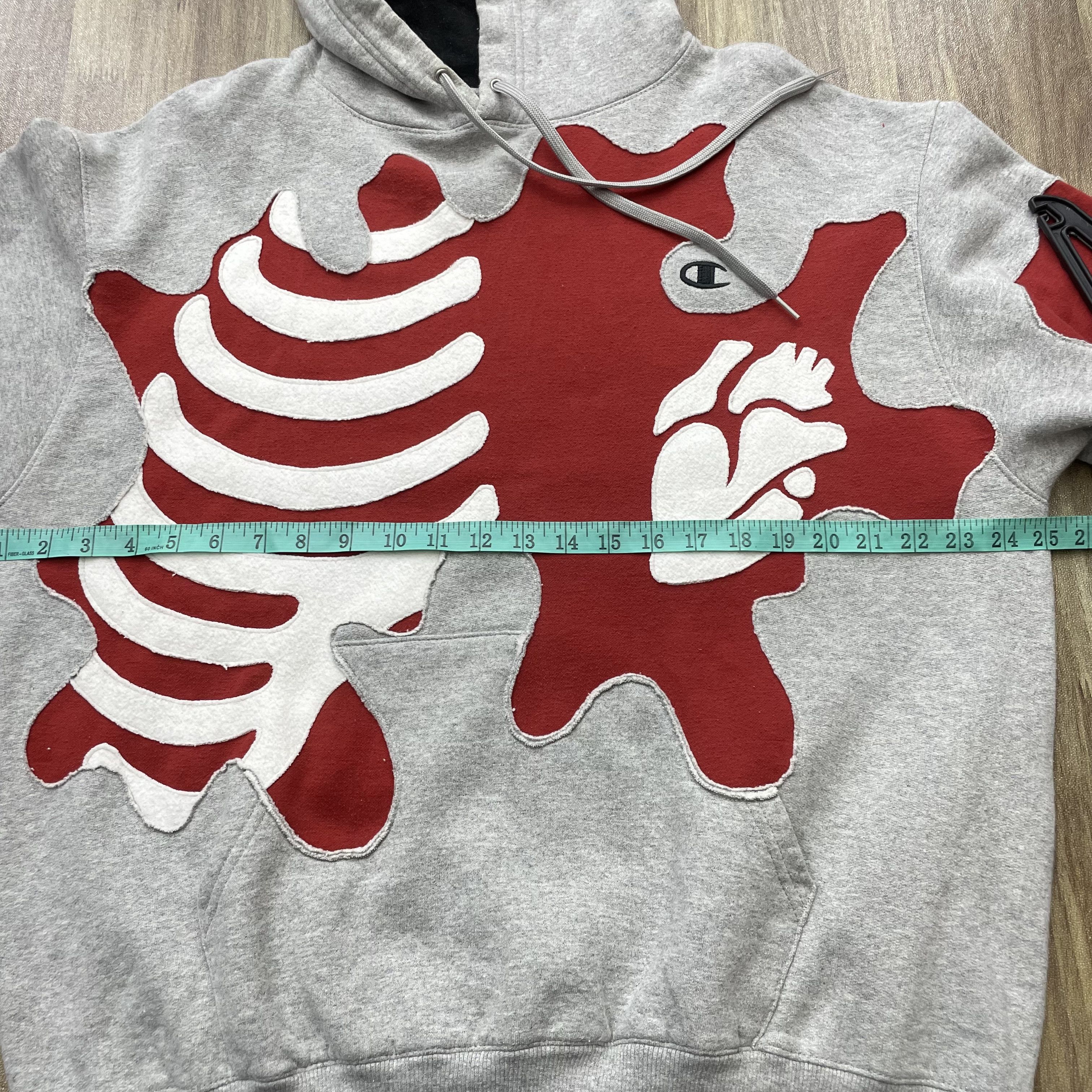 Vintage Custom Reworked Champion Skeleton Heart Patchwork Hoodie Size US L / EU 52-54 / 3 - 8 Thumbnail