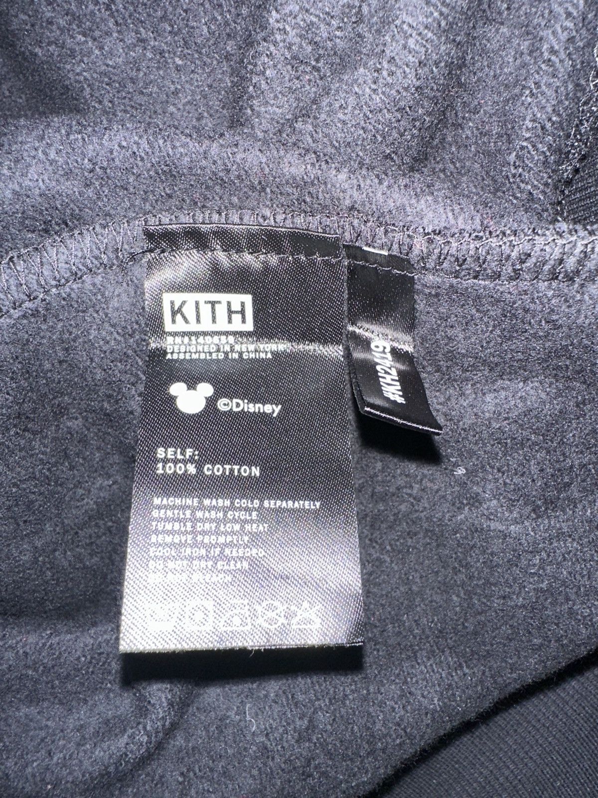Disney × Kith KITH x Disney Mickey Sleeve Patches Hoodie Mickey's 90th Size US S / EU 44-46 / 1 - 9 Thumbnail