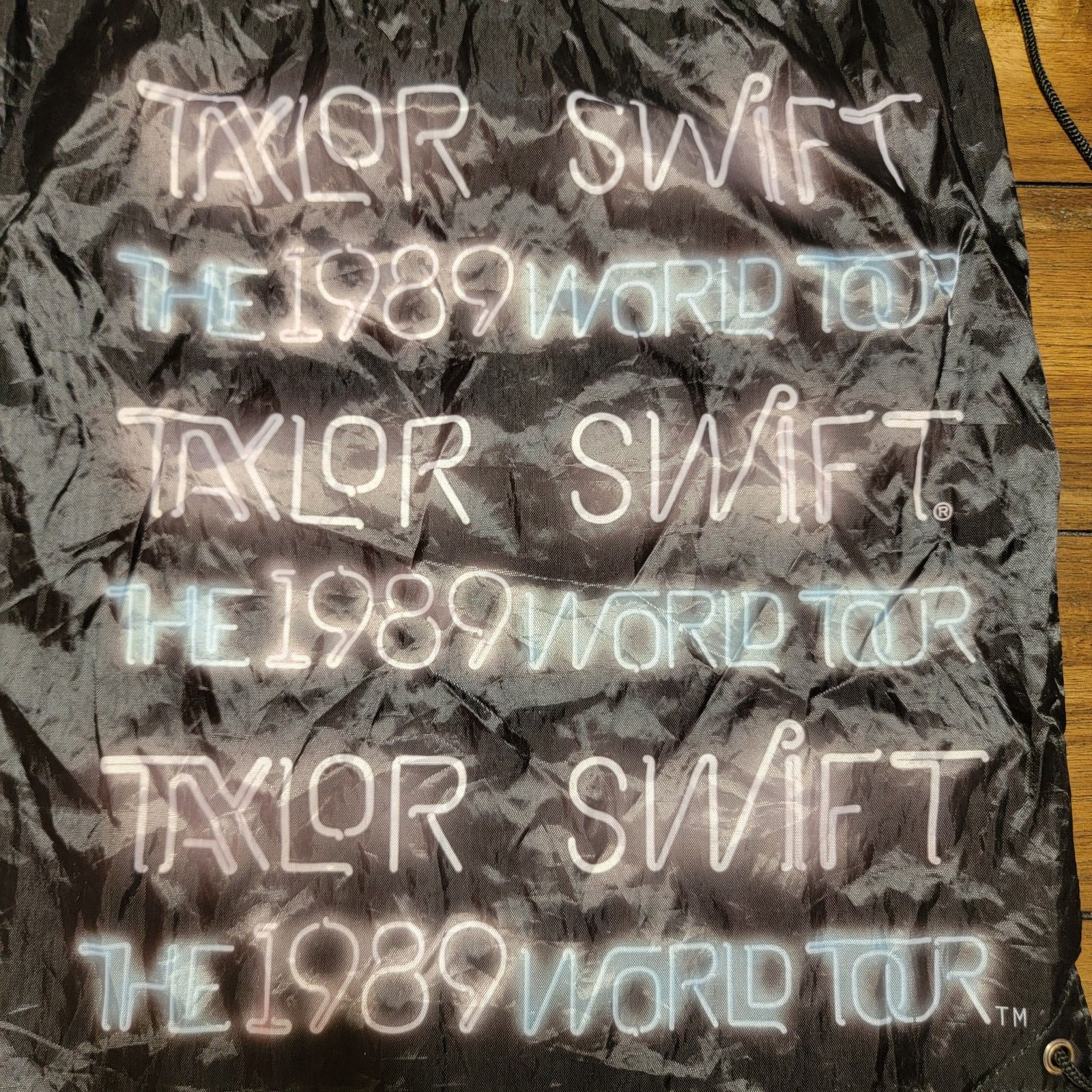 Other Taylor Swift Nylon Drawstring Bag/Backpack "1989 World Tour" Size ONE SIZE - 4 Thumbnail