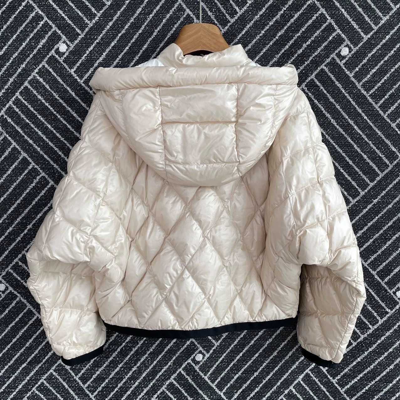 Moncler Moncler kids beige puffer jacket size 12 unisex Size XXS / US 00 / IT 34 - 2 Thumbnail
