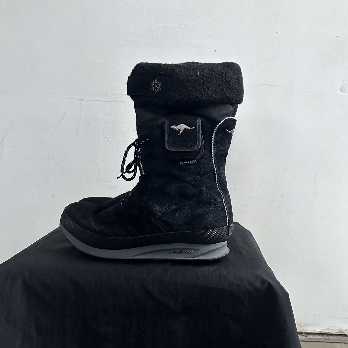 KangaROOS Kangaroos warm snow boxing high black leather boots Size US 10 / IT 40 - 5 Thumbnail
